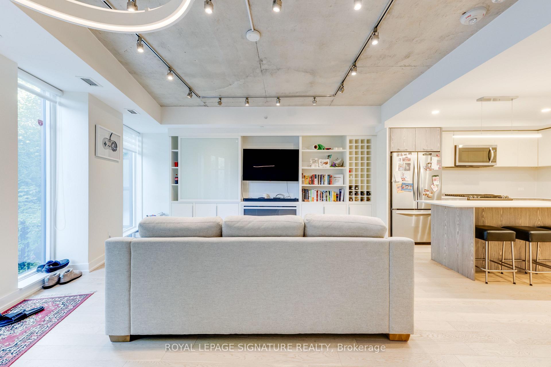 Photo 7 of Unit 107, 630 Kingston Road, Toronto, The Beaches — HOMEH
