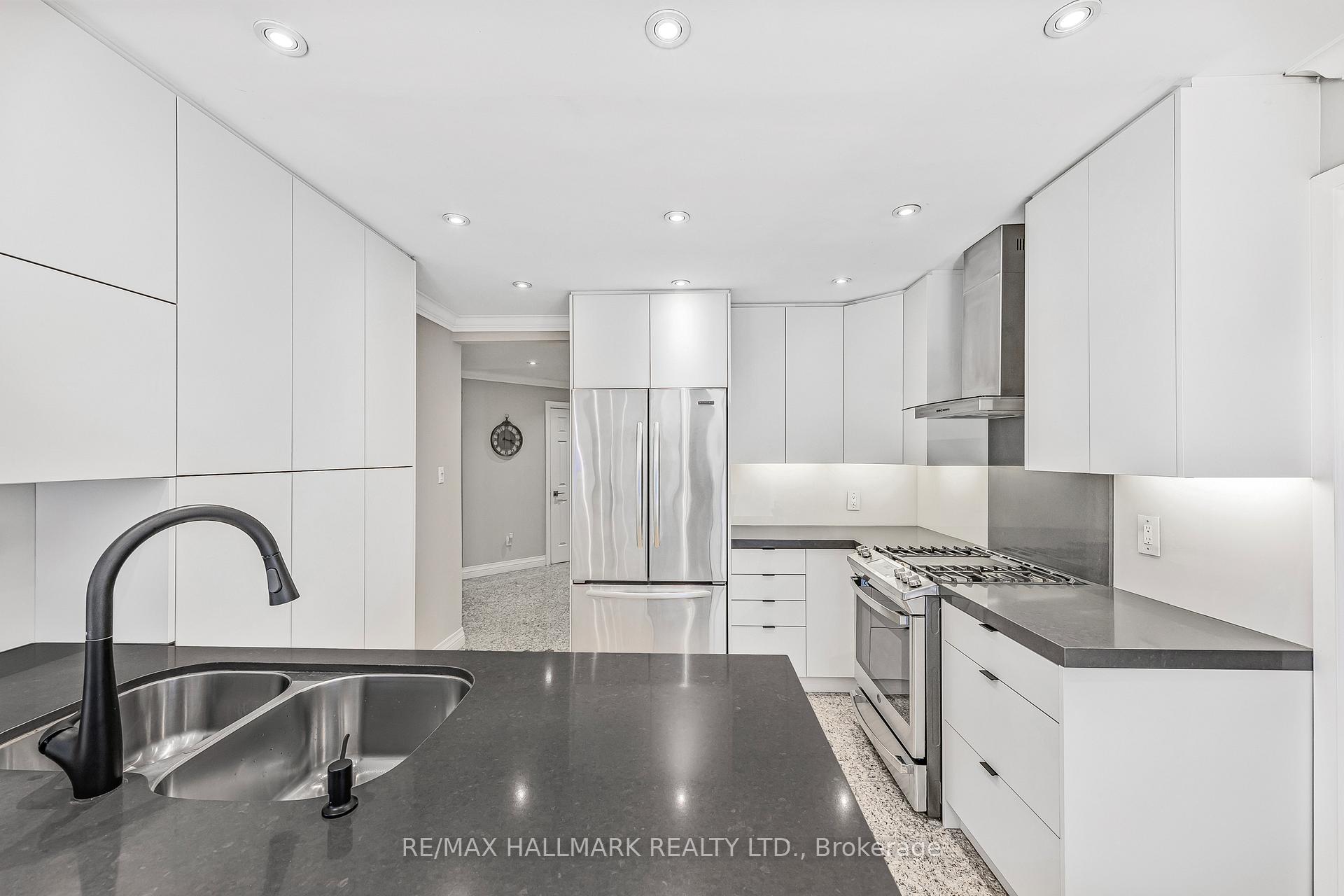 Photo 17 of 48 Lambert Road, Markham, Thornlea — HOMEH