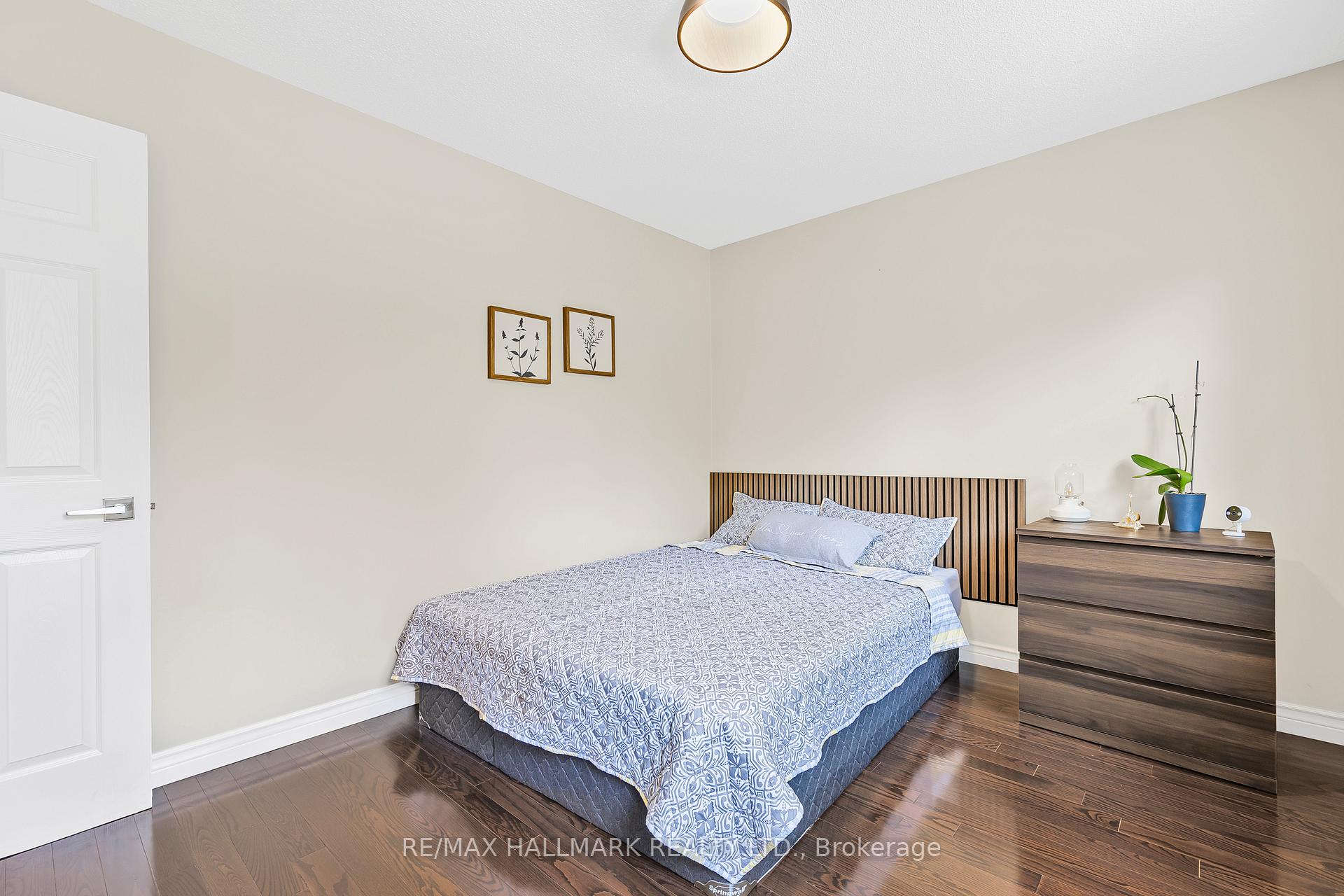 Photo 28 of 48 Lambert Road, Markham, Thornlea — HOMEH