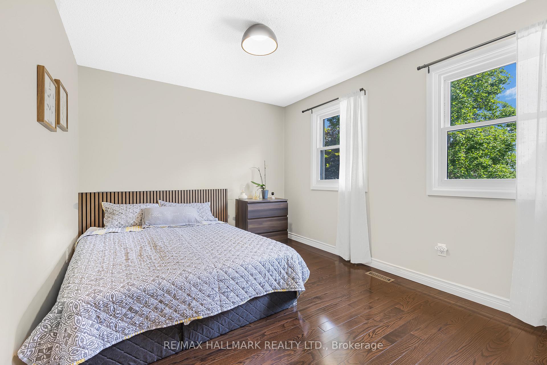 Photo 29 of 48 Lambert Road, Markham, Thornlea — HOMEH