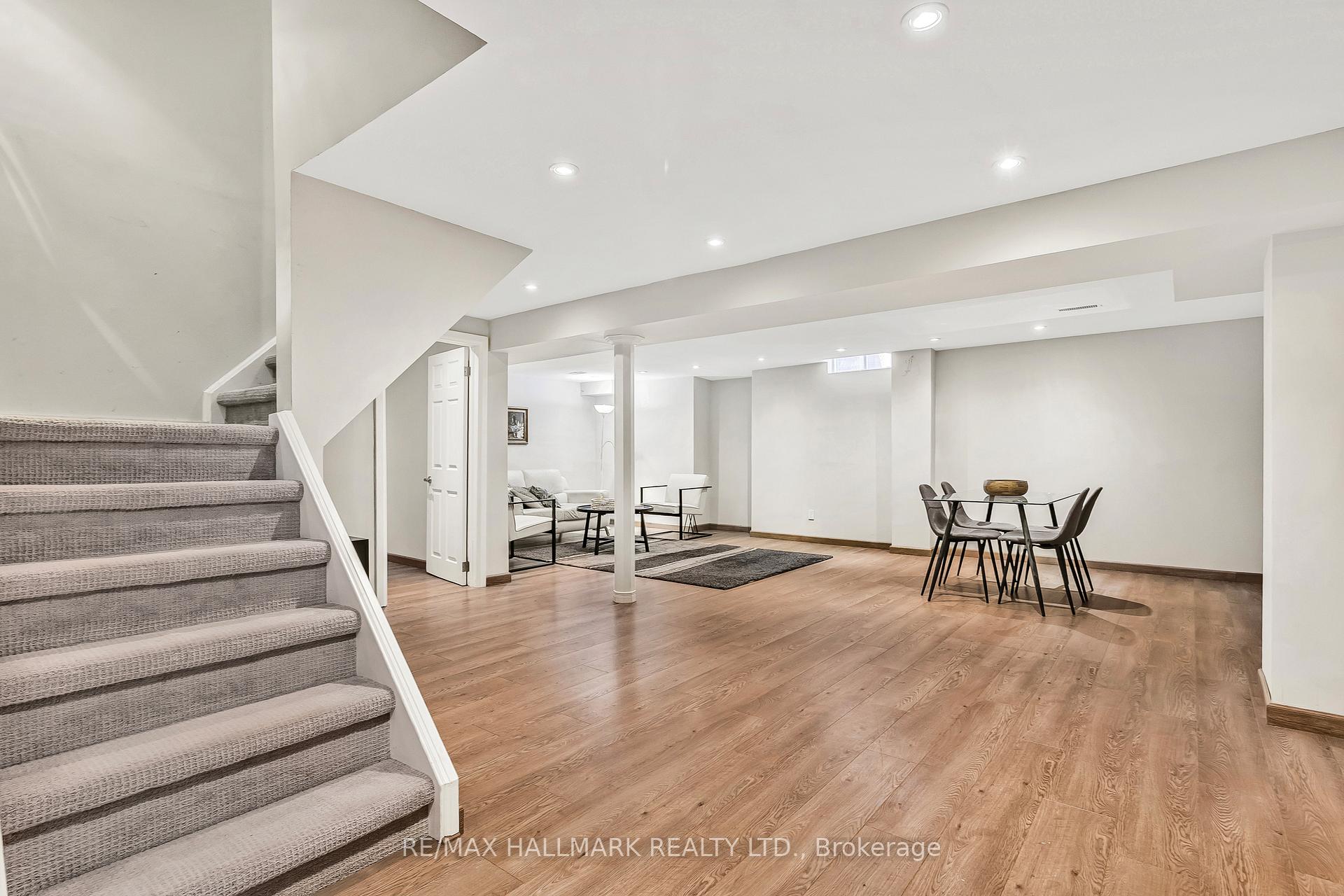 Photo 38 of 48 Lambert Road, Markham, Thornlea — HOMEH