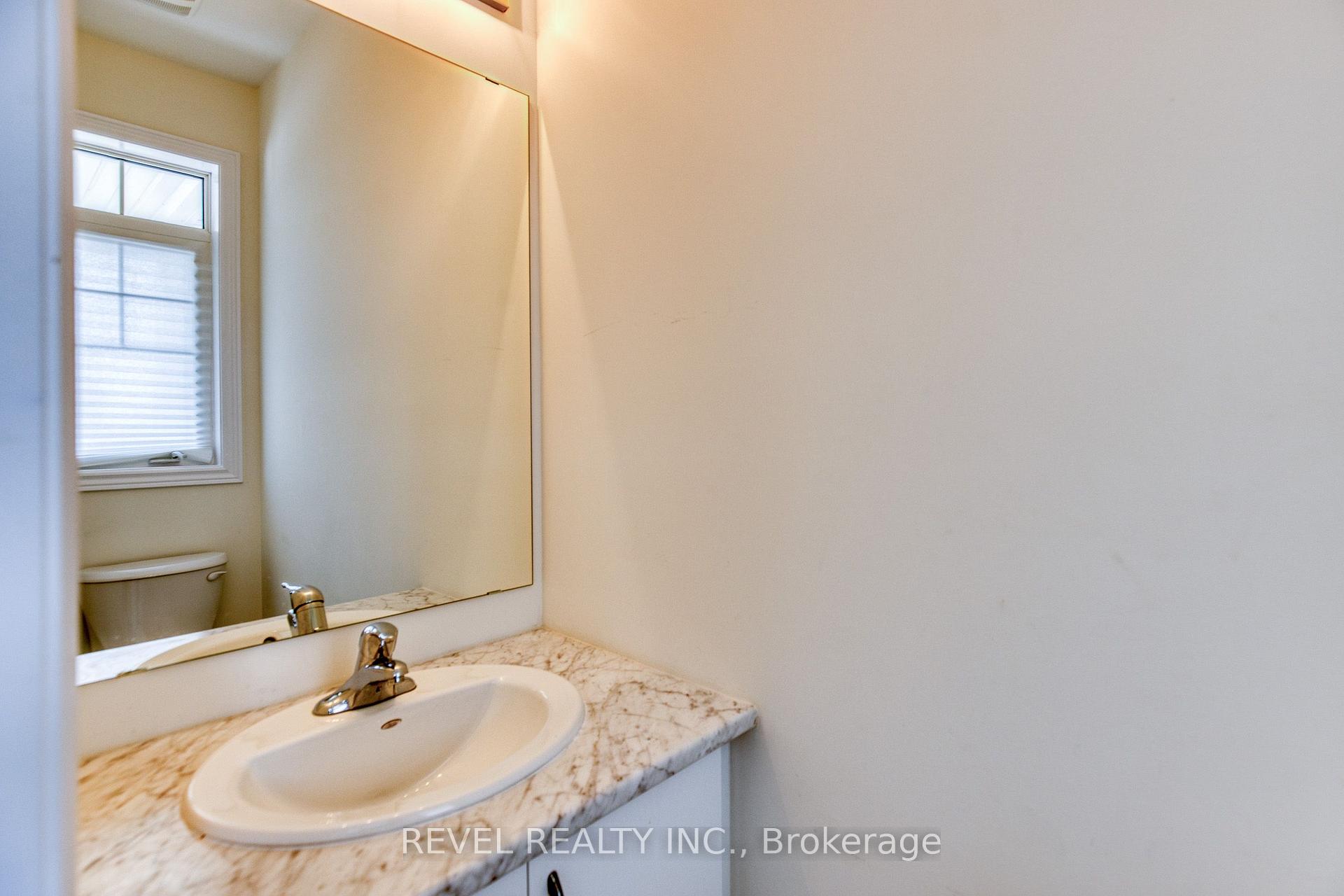 Photo 3 of 12 Hylton Drive, Barrie, Rural Barrie Southeast — HOMEH