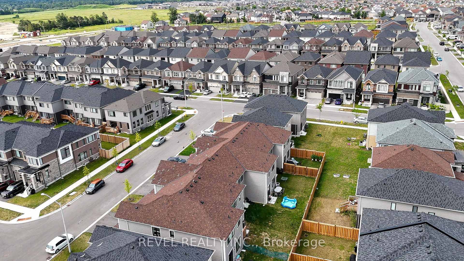 Photo 42 of 12 Hylton Drive, Barrie, Rural Barrie Southeast — HOMEH