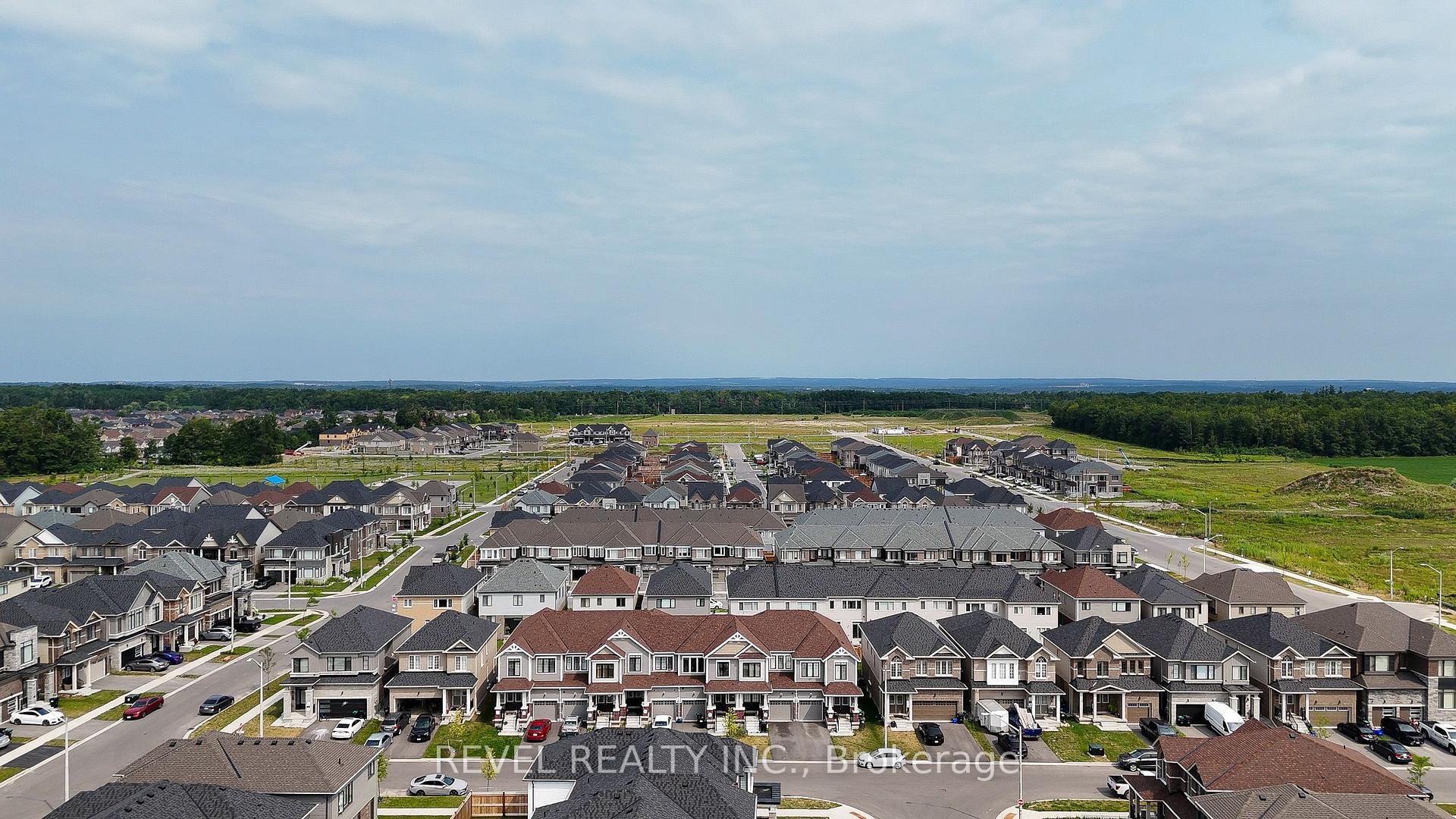 Photo 46 of 12 Hylton Drive, Barrie, Rural Barrie Southeast — HOMEH