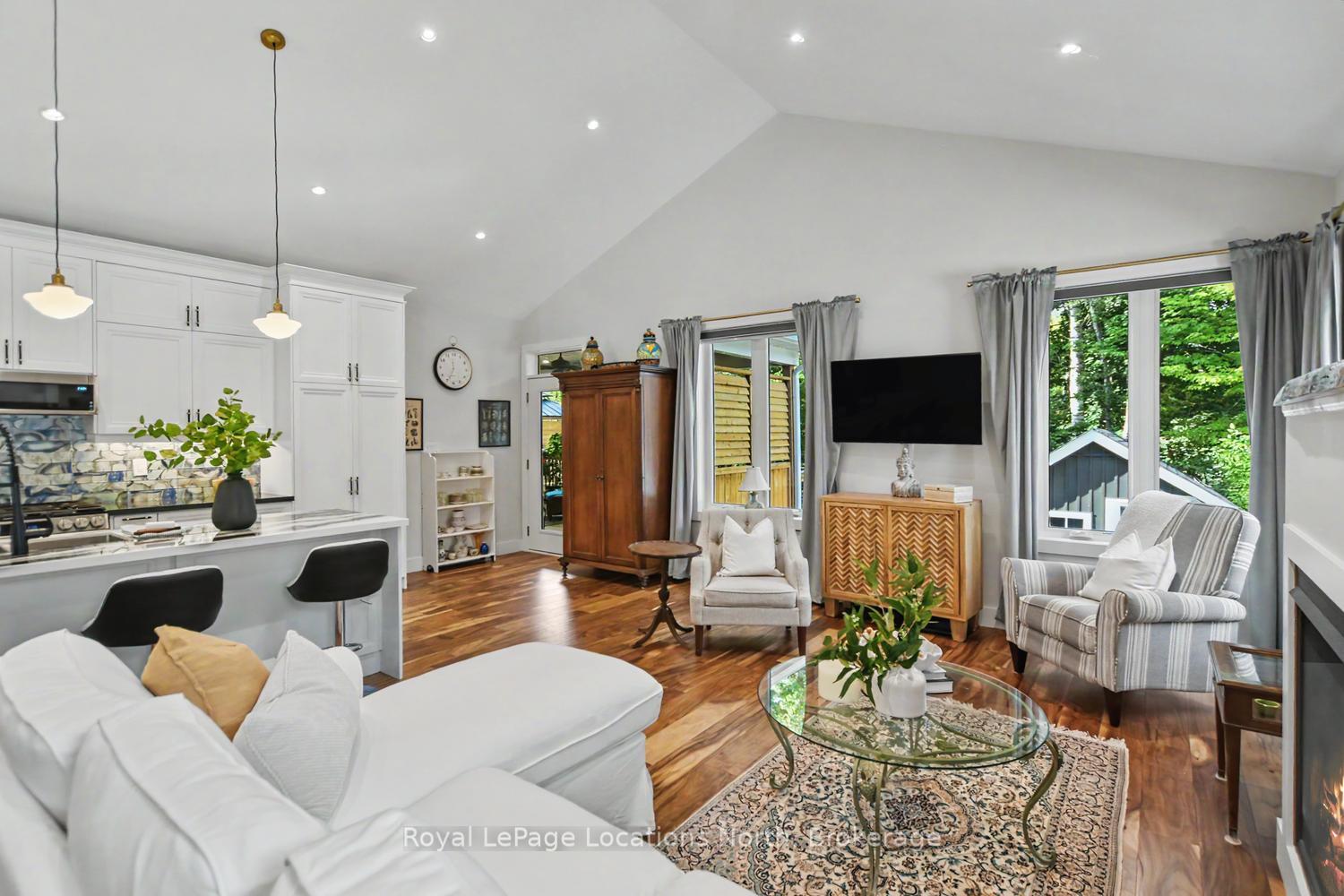 Photo 18 of 64 49th Street N, Wasaga Beach — HOMEH