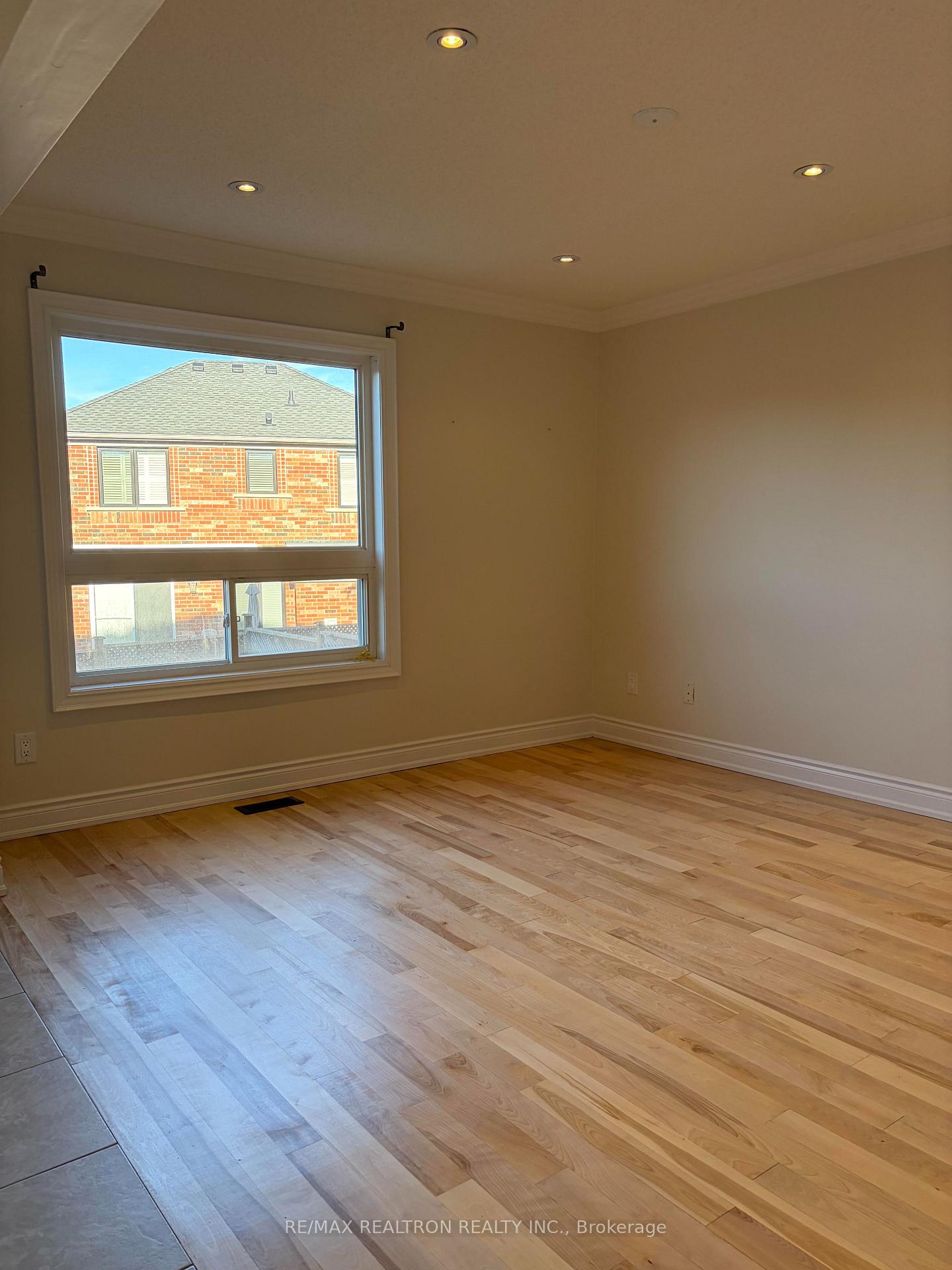 Photo 24 of 910 Isaac Phillips Way, Newmarket, Summerhill Estates — HOMEH