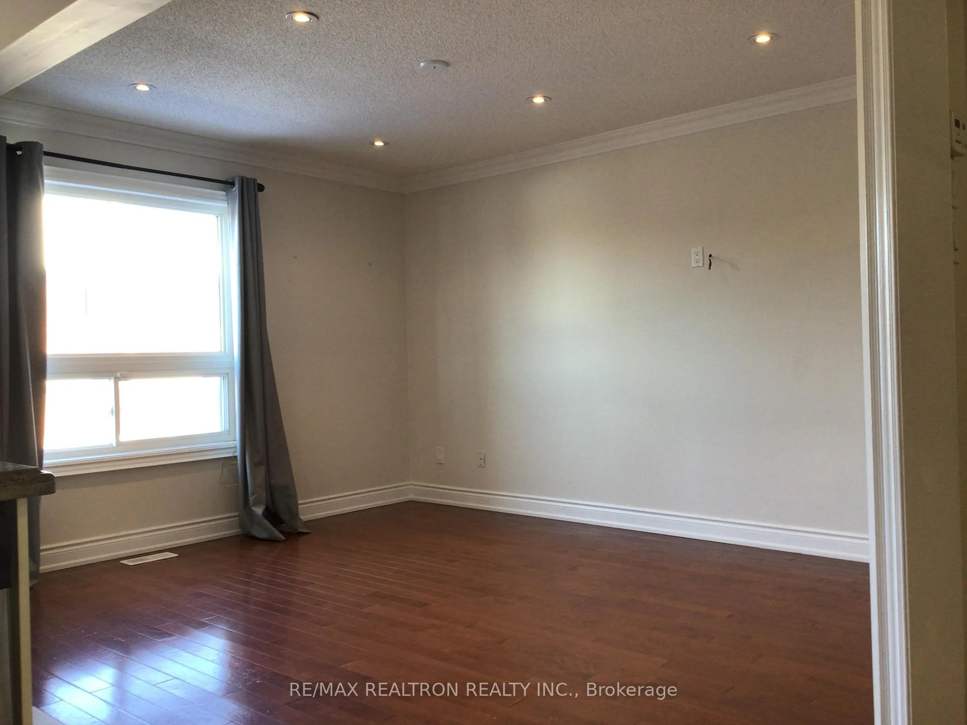 Photo 34 of 910 Isaac Phillips Way, Newmarket, Summerhill Estates — HOMEH