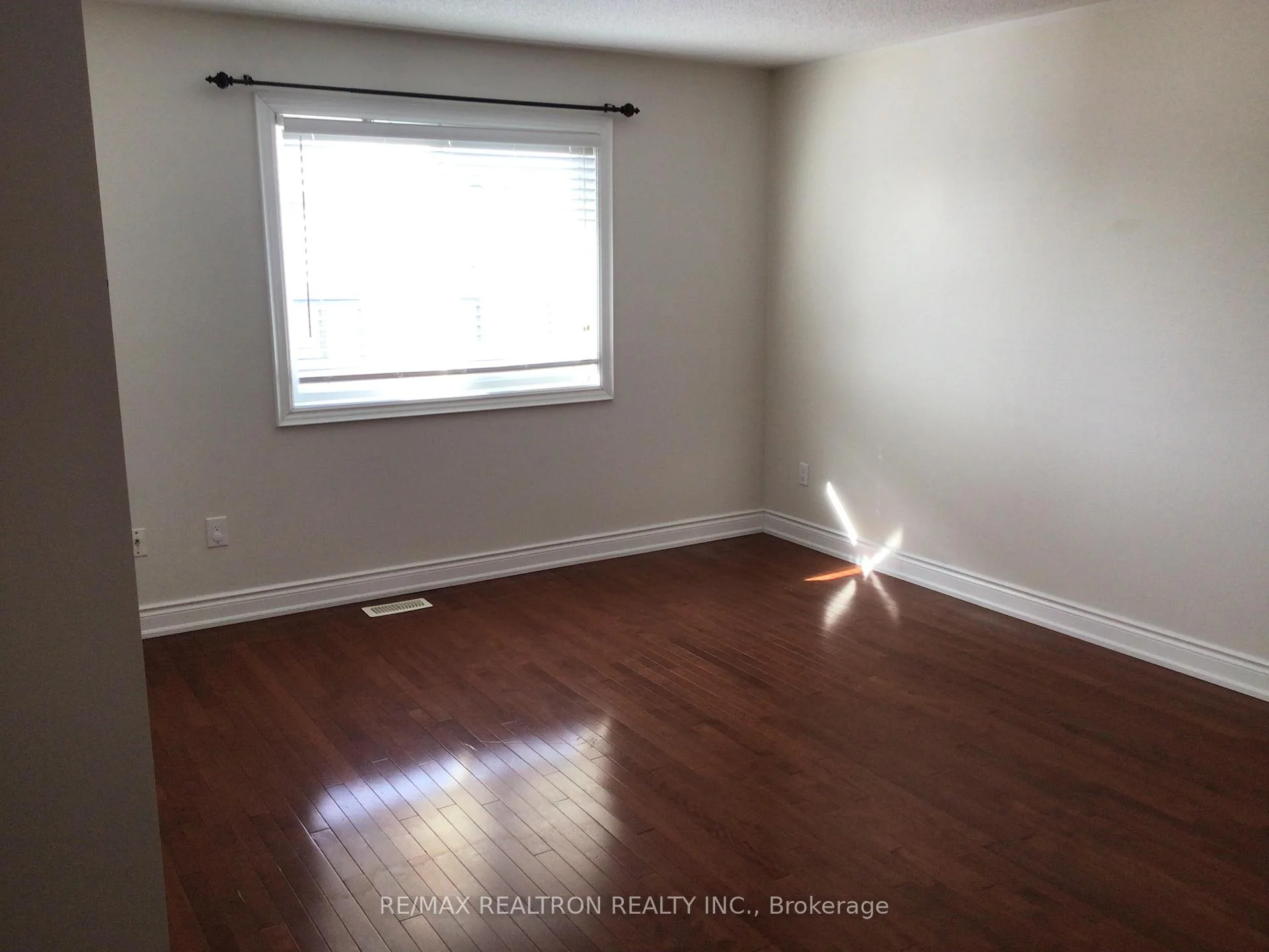 Photo 37 of 910 Isaac Phillips Way, Newmarket, Summerhill Estates — HOMEH