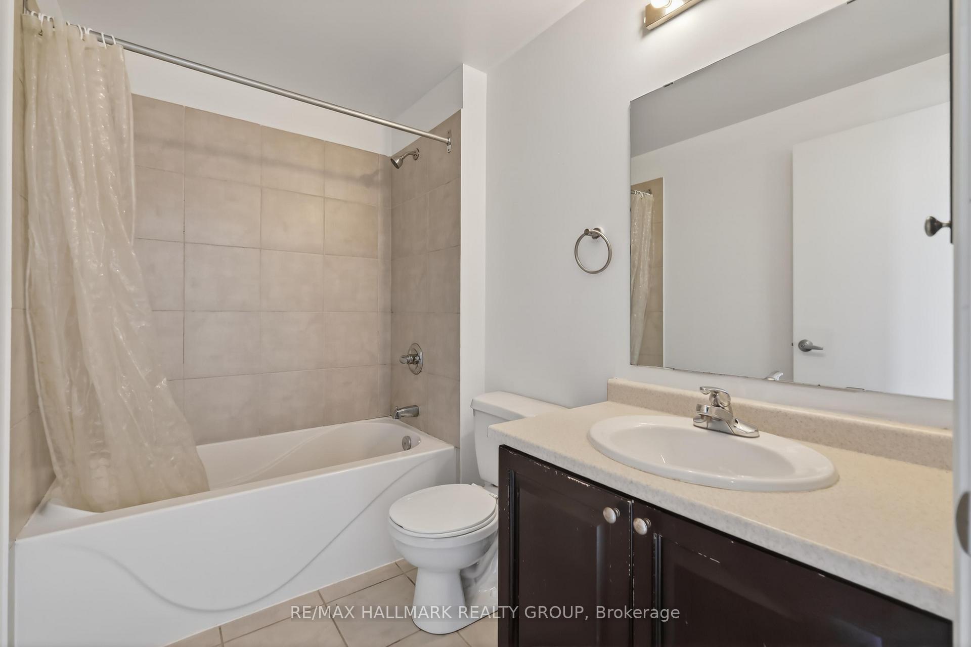 Photo 16 of Unit 1503, 70 Landry Street, Ottawa, Vanier — HOMEH