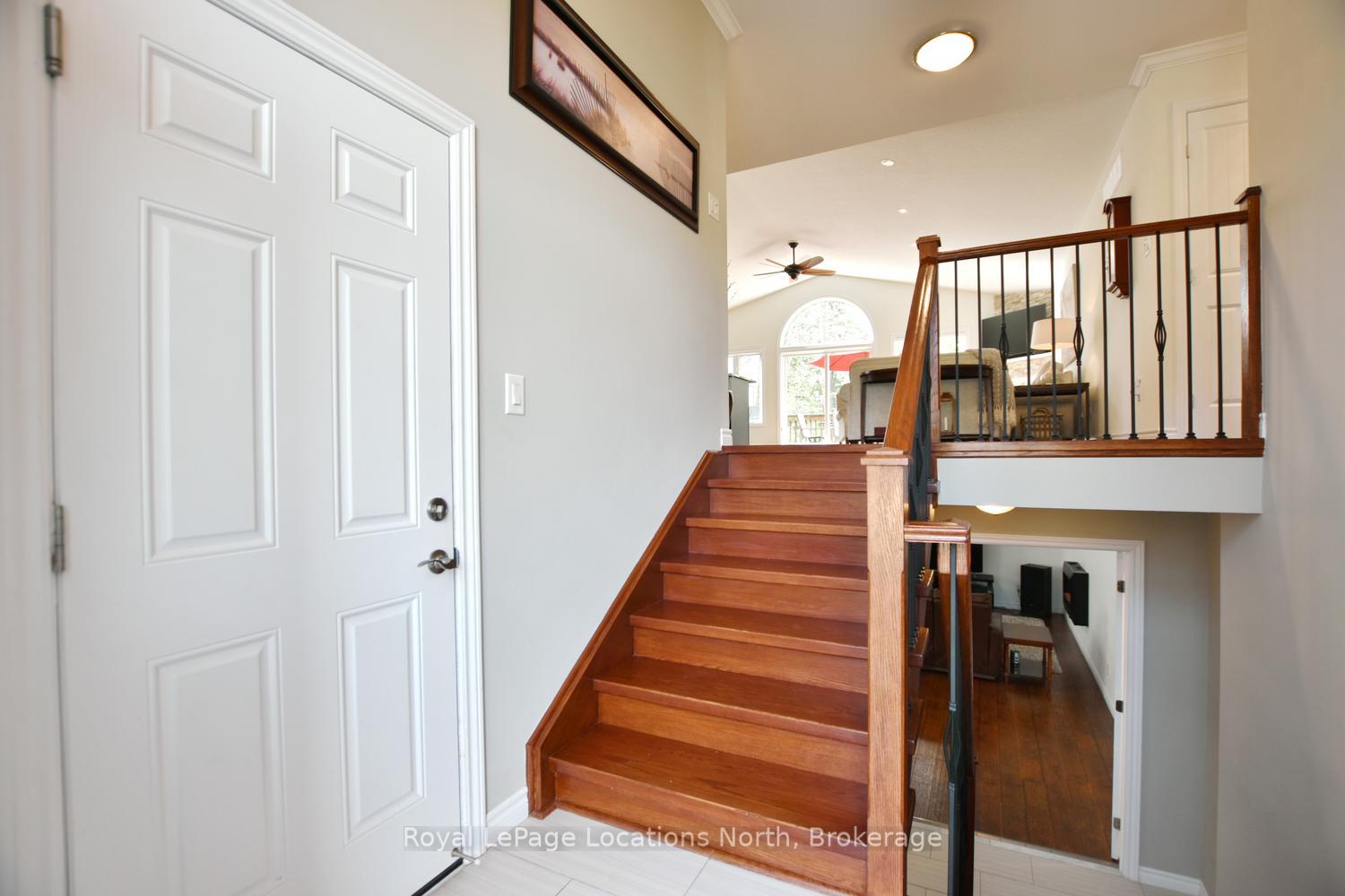 Photo 5 of 155 Lily Drive, Wasaga Beach — HOMEH