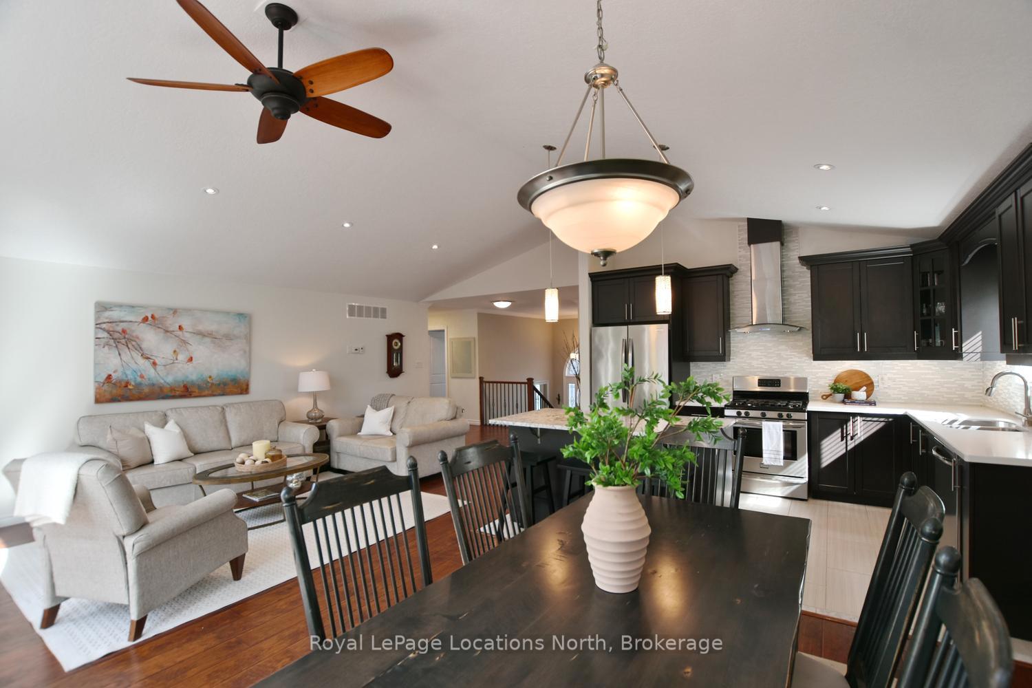 Photo 13 of 155 Lily Drive, Wasaga Beach — HOMEH