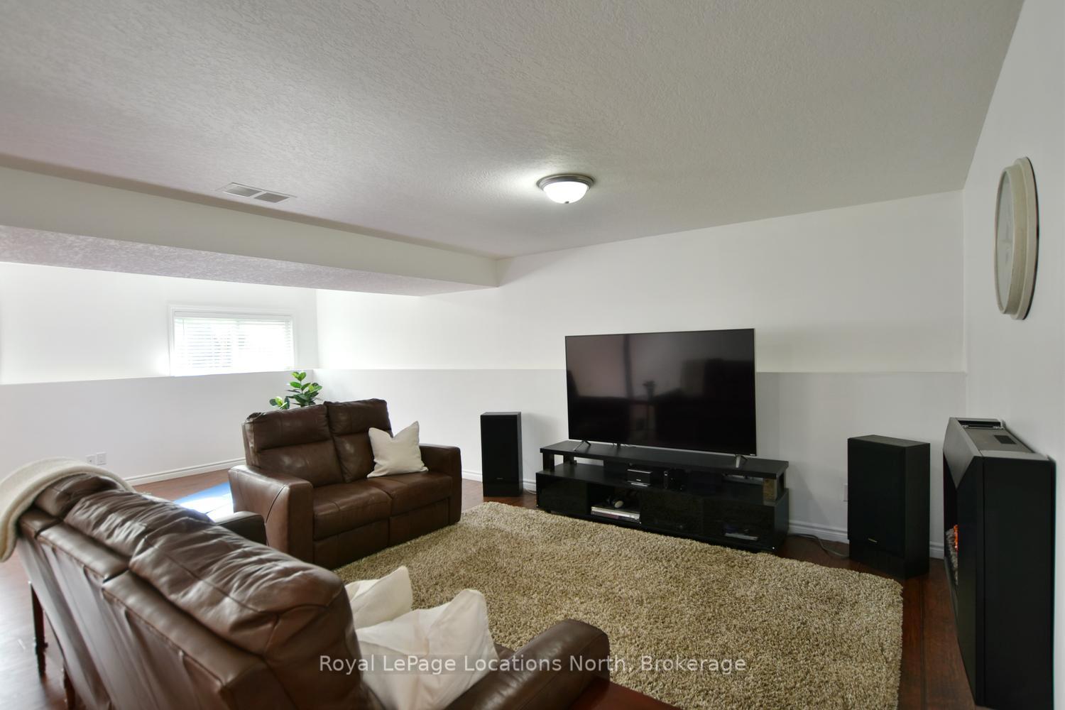 Photo 24 of 155 Lily Drive, Wasaga Beach — HOMEH