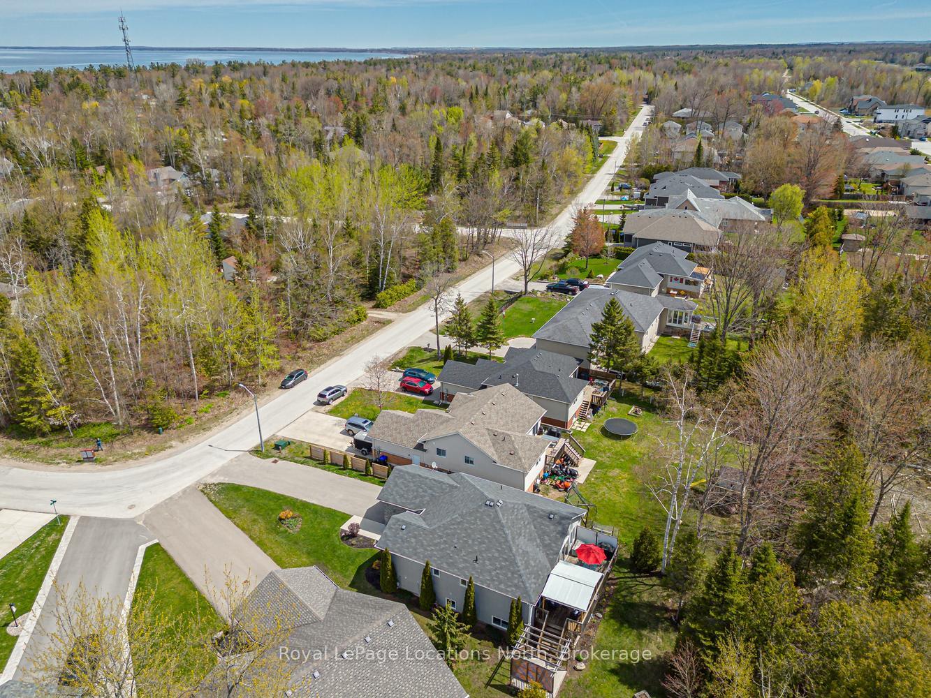 Photo 48 of 155 Lily Drive, Wasaga Beach — HOMEH