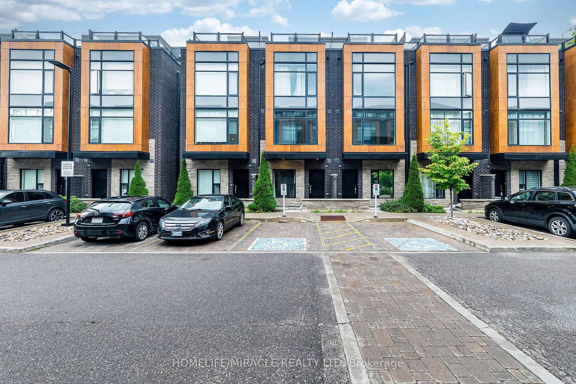Photo 1 of Unit 86, 200 Malta Avenue, Brampton, Fletcher's Creek South — HOMEH