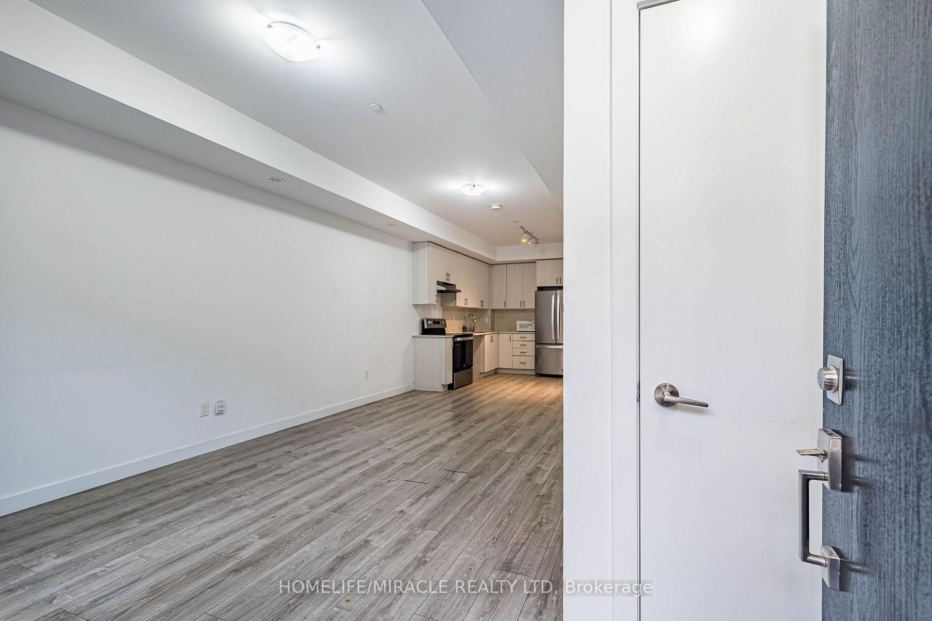 Photo 3 of Unit 86, 200 Malta Avenue, Brampton, Fletcher's Creek South — HOMEH