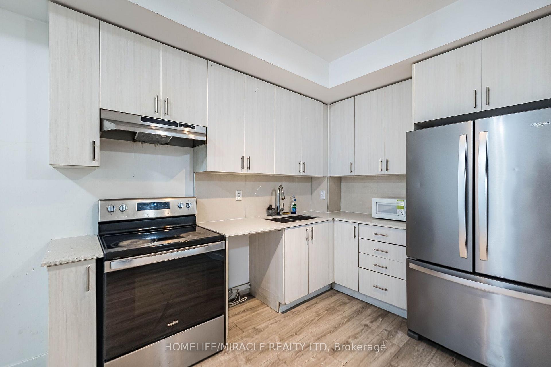 Photo 14 of Unit 86, 200 Malta Avenue, Brampton, Fletcher's Creek South — HOMEH
