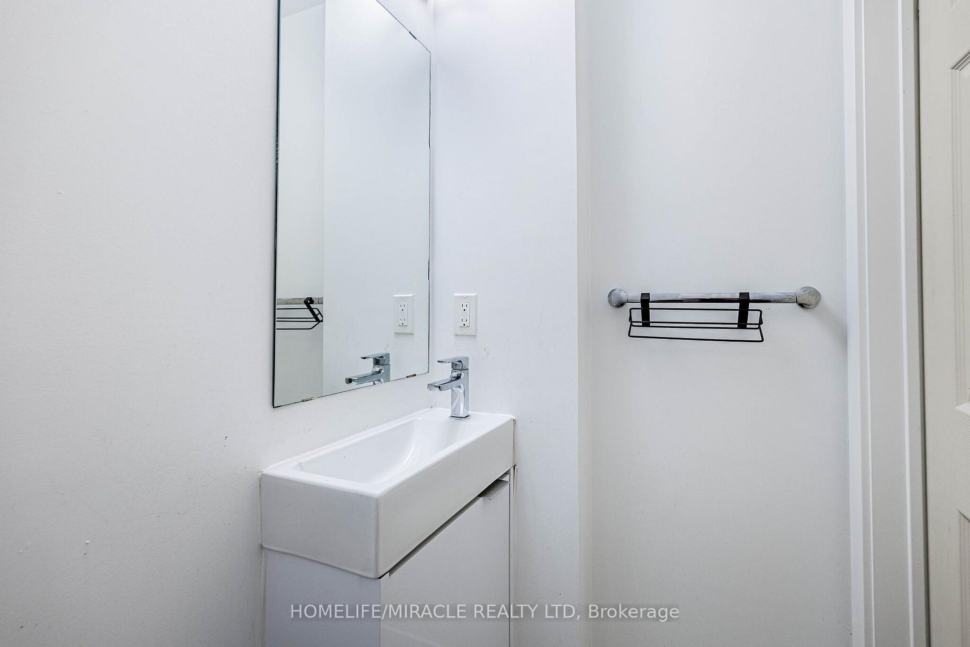 Photo 18 of Unit 86, 200 Malta Avenue, Brampton, Fletcher's Creek South — HOMEH