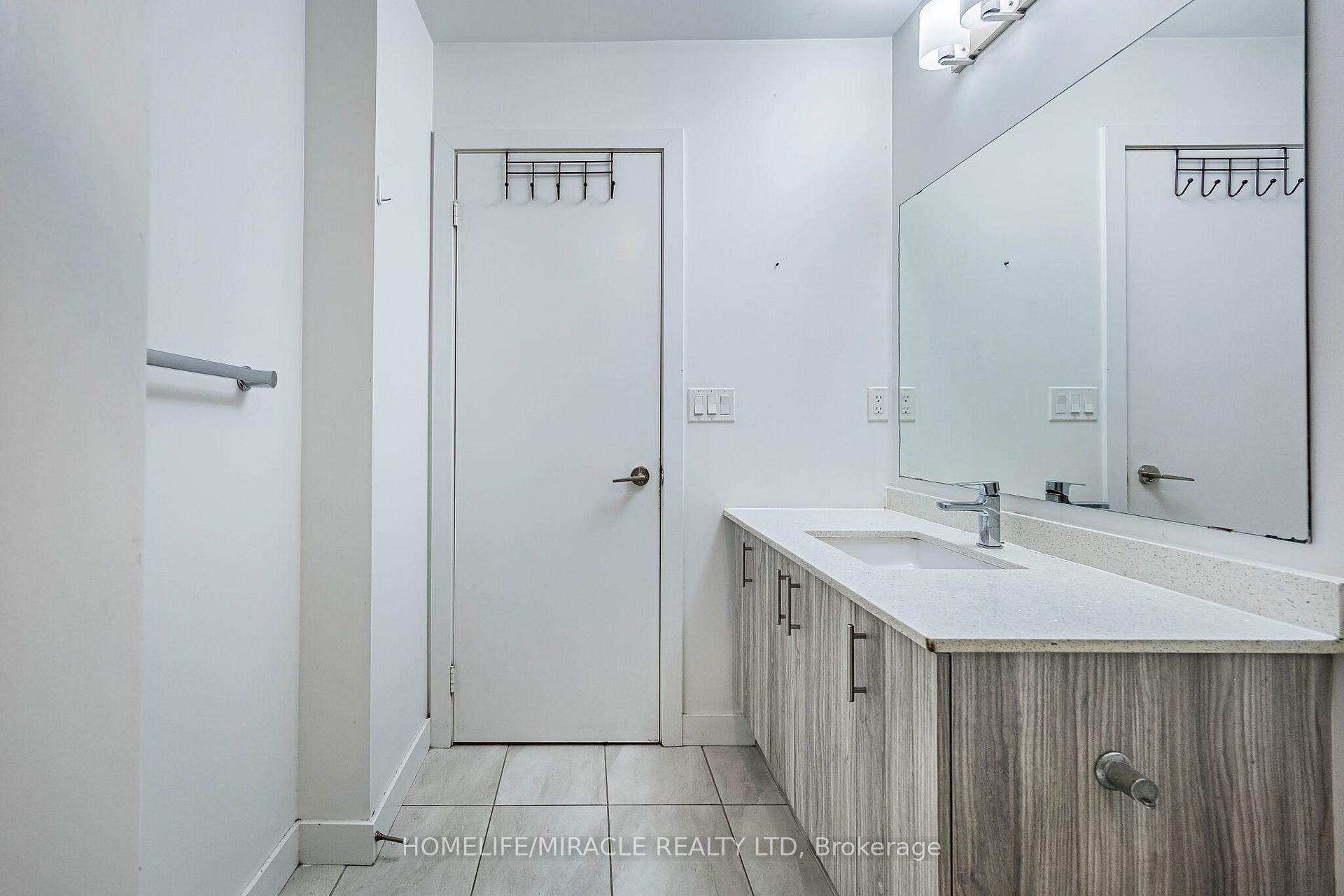 Photo 27 of Unit 86, 200 Malta Avenue, Brampton, Fletcher's Creek South — HOMEH