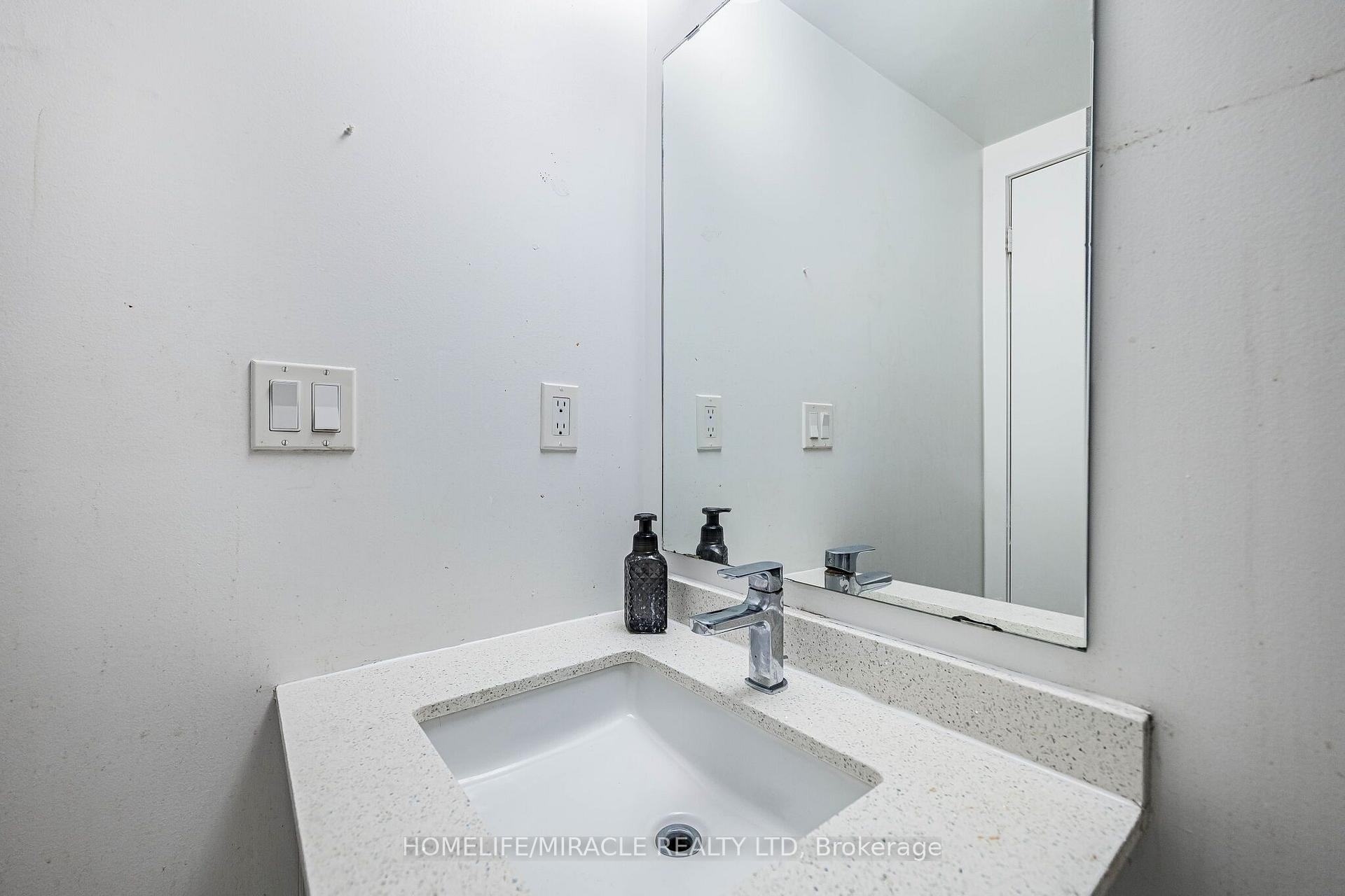 Photo 41 of Unit 86, 200 Malta Avenue, Brampton, Fletcher's Creek South — HOMEH