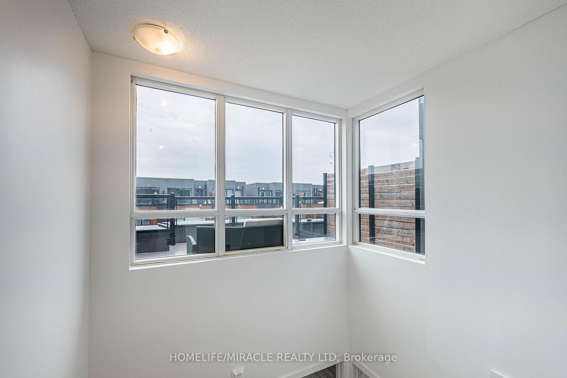 Photo 42 of Unit 86, 200 Malta Avenue, Brampton, Fletcher's Creek South — HOMEH