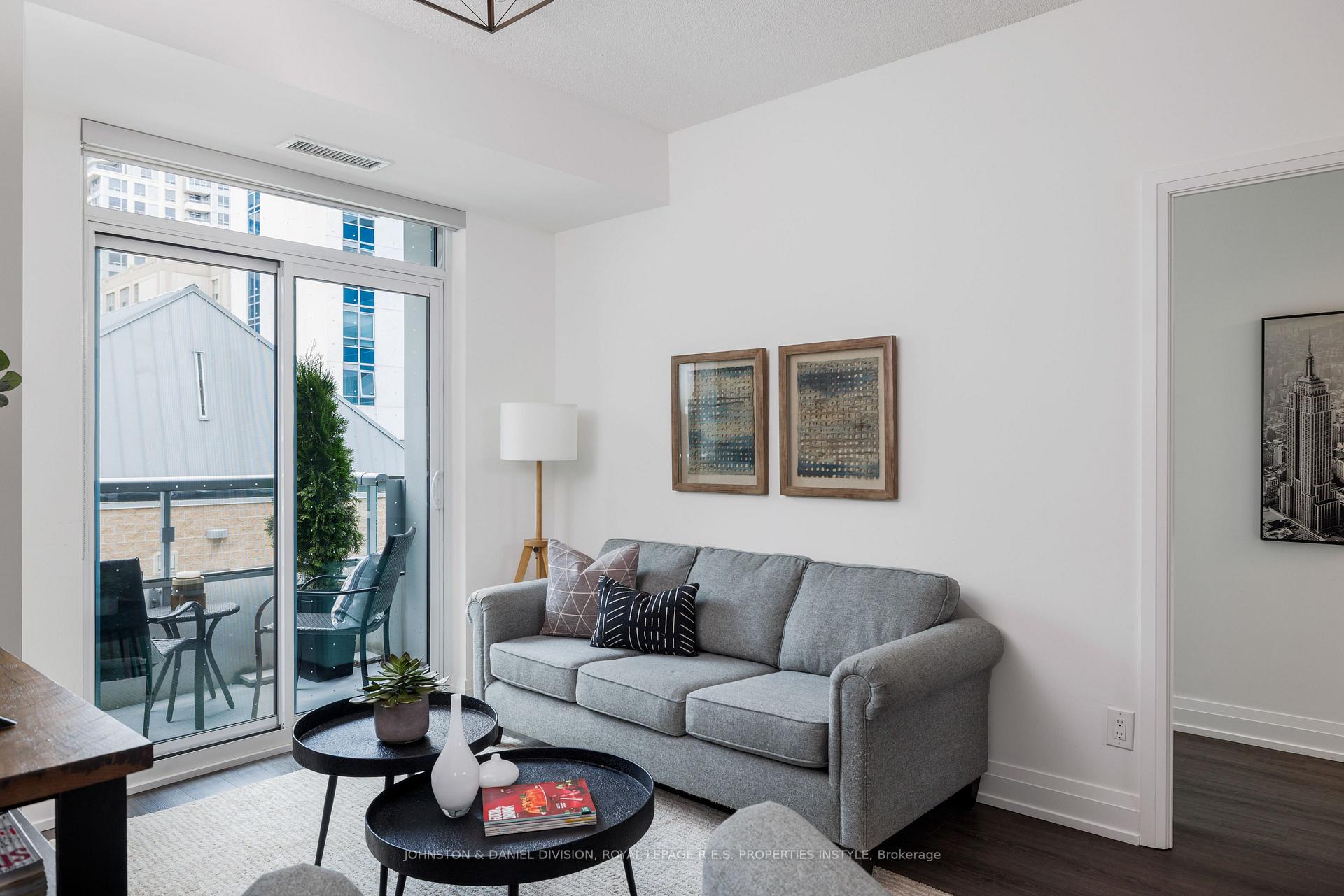 Photo 12 of Unit 327, 591 Sheppard Avenue E, North York, Bayview Village — HOMEH