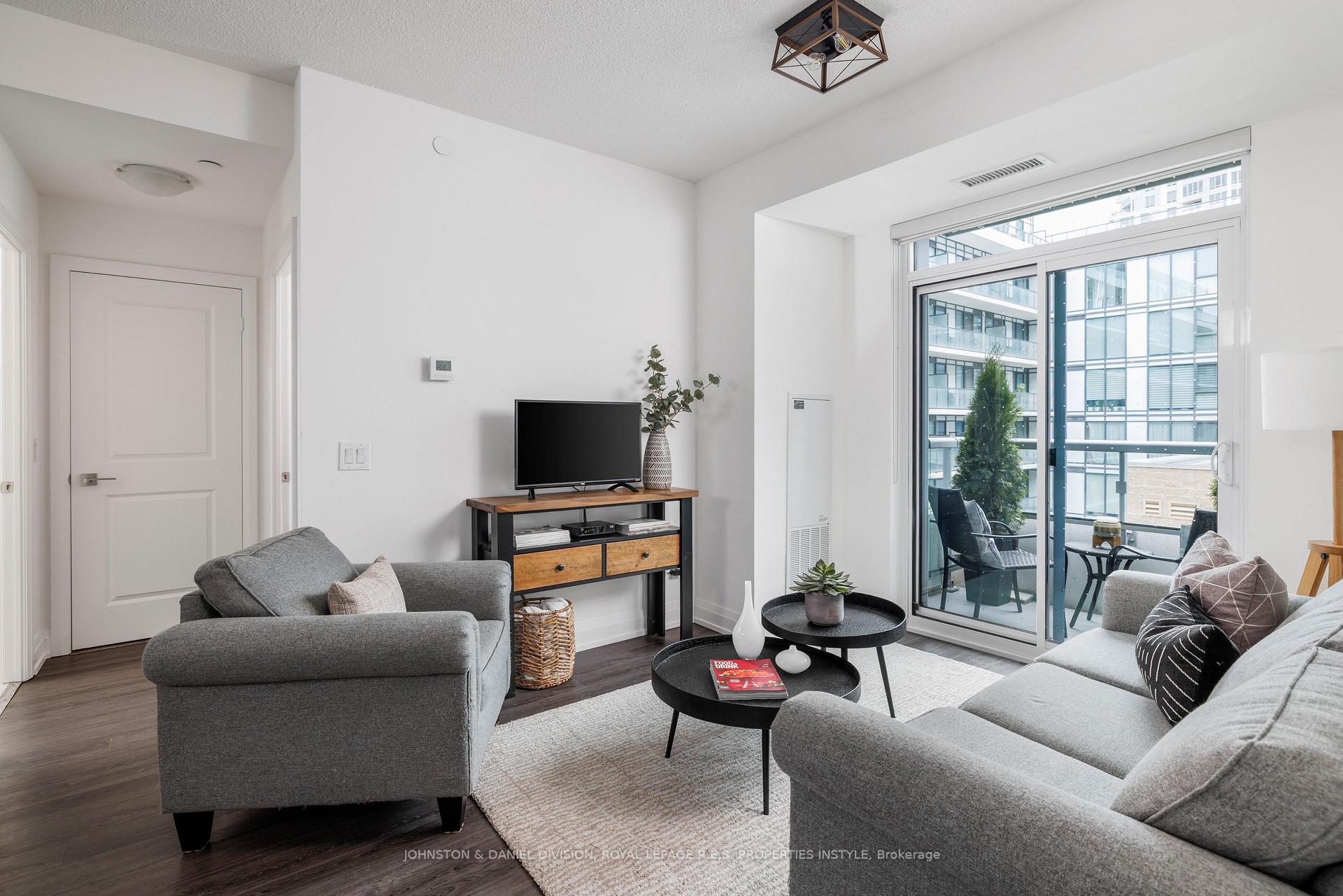 Photo 13 of Unit 327, 591 Sheppard Avenue E, North York, Bayview Village — HOMEH