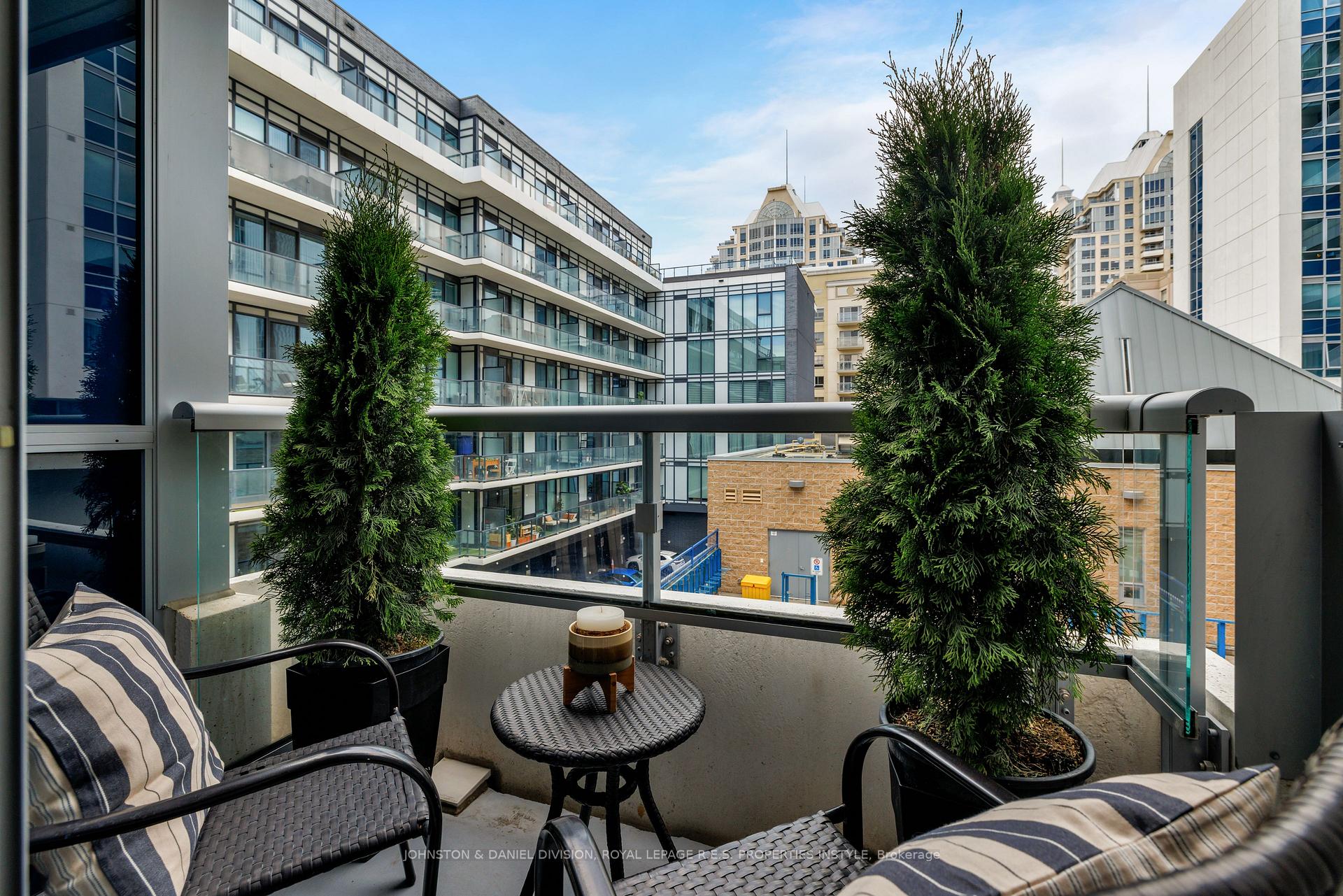 Photo 14 of Unit 327, 591 Sheppard Avenue E, North York, Bayview Village — HOMEH