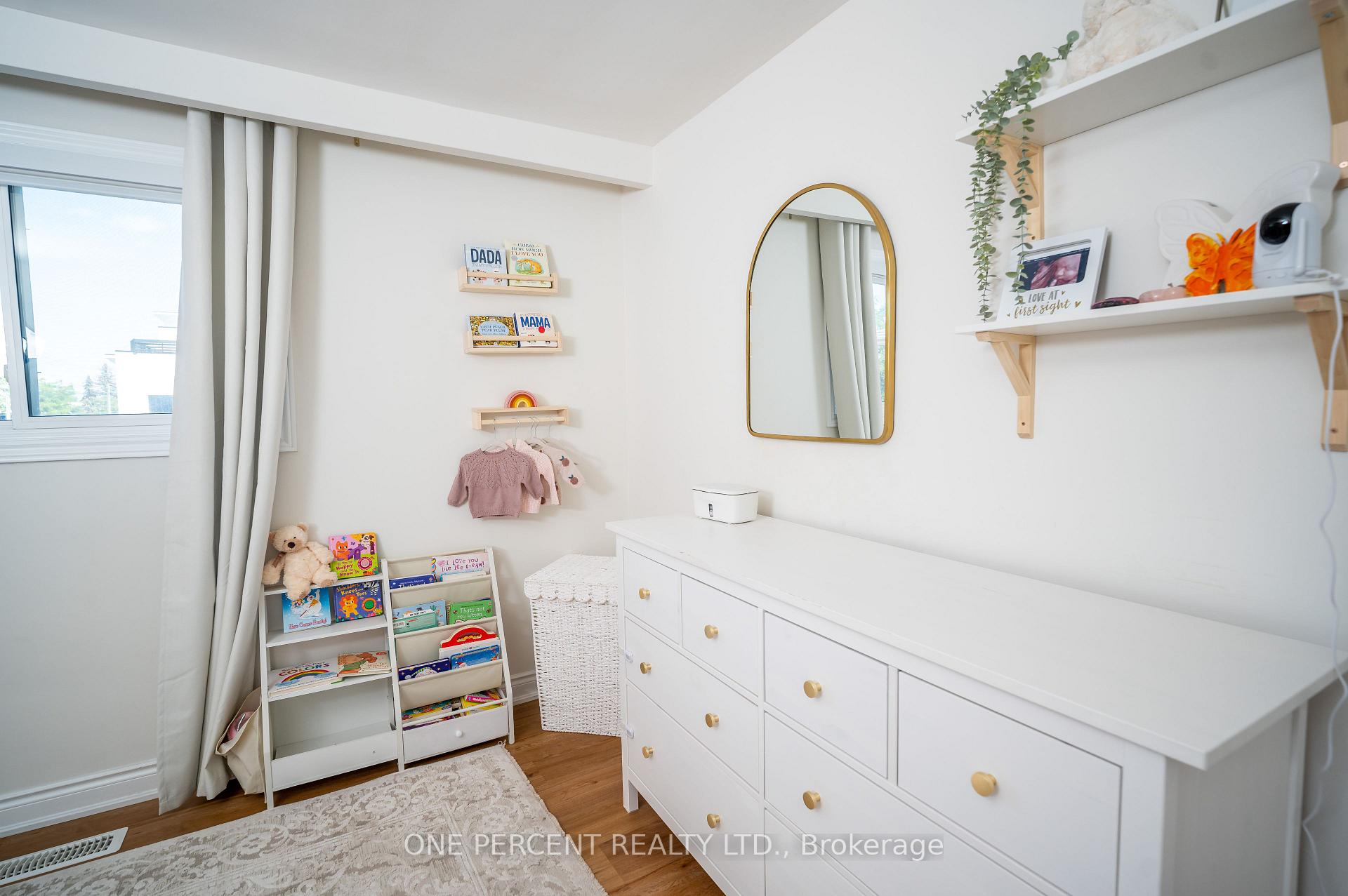 Photo 19 of 75 Plunkett Road, North York, Humber Summit — HOMEH