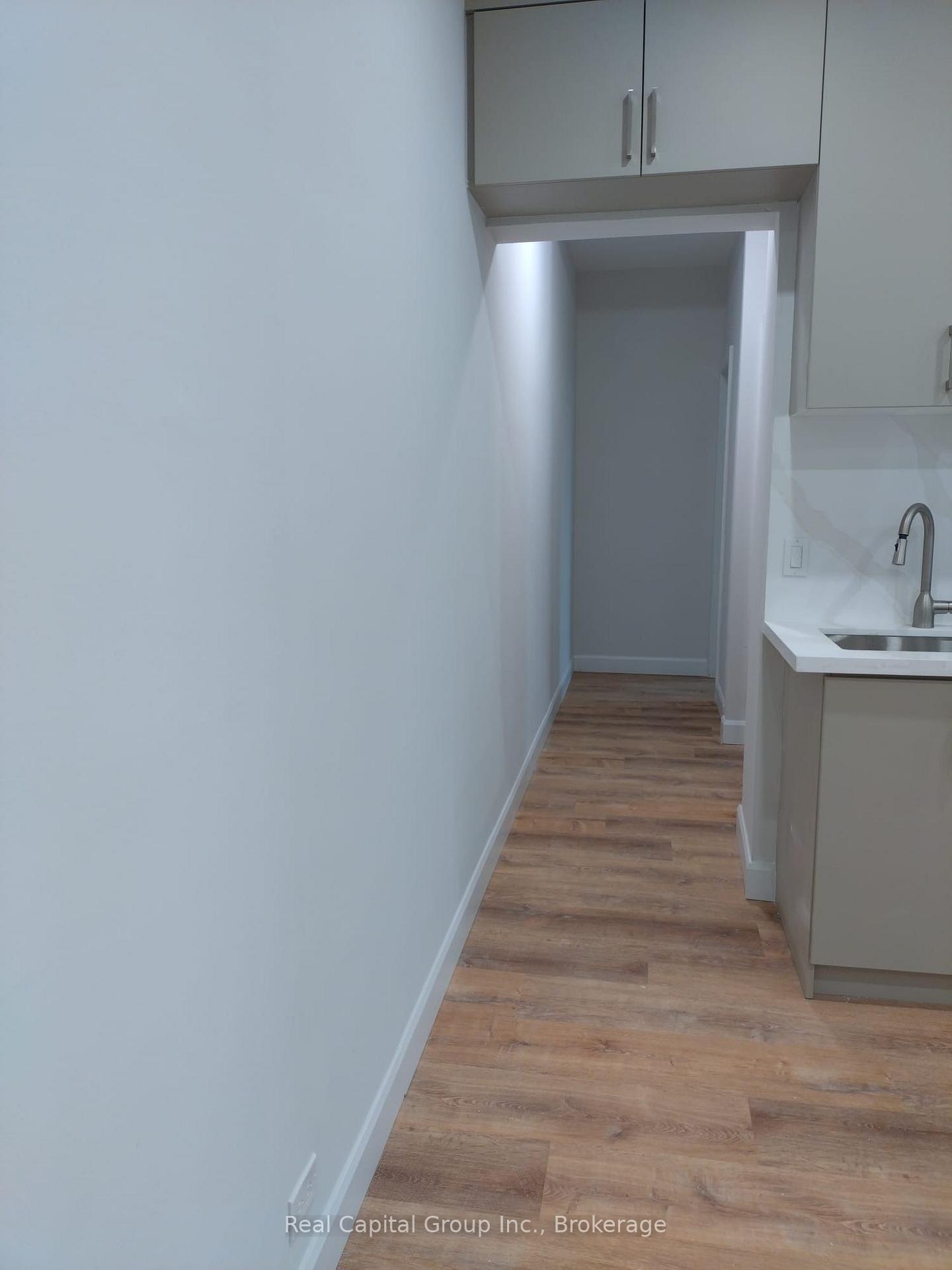 Photo 3 of Unit 503, 26 St Joseph Street, Toronto, Bay Street Corridor — HOMEH