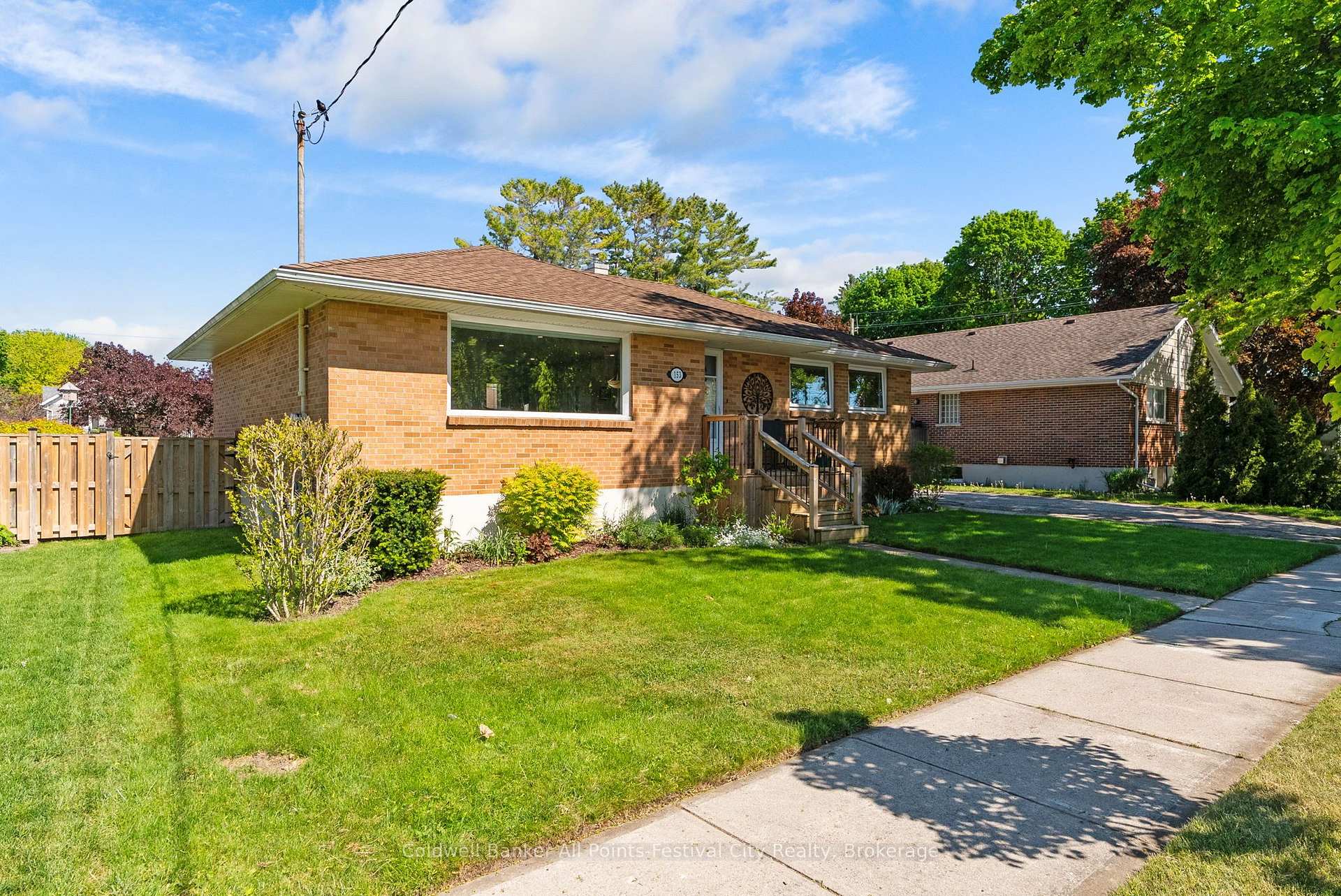 Photo 3 of 153 Warren Street, Goderich, Goderich (Town) — HOMEH