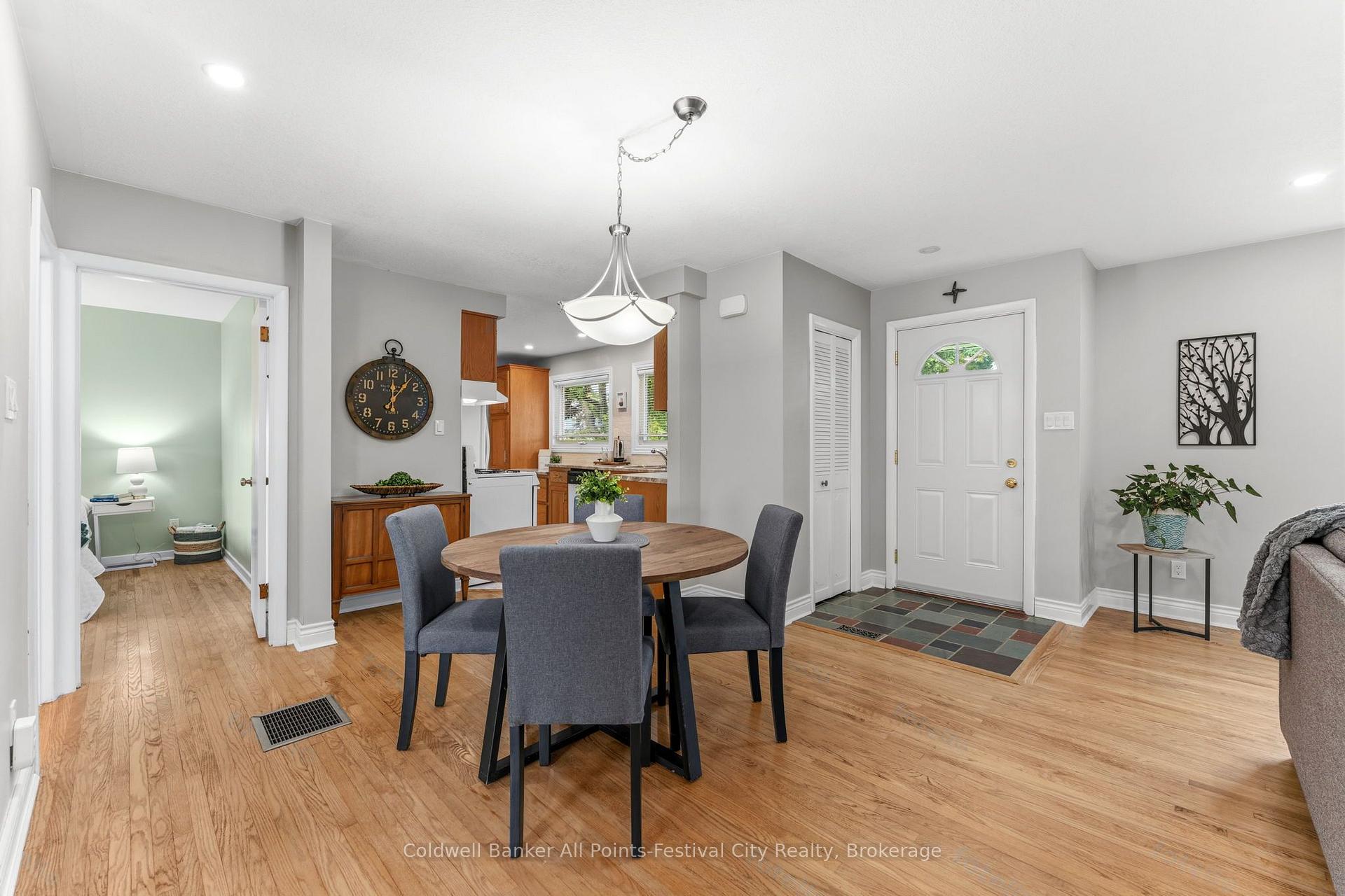 Photo 10 of 153 Warren Street, Goderich, Goderich (Town) — HOMEH
