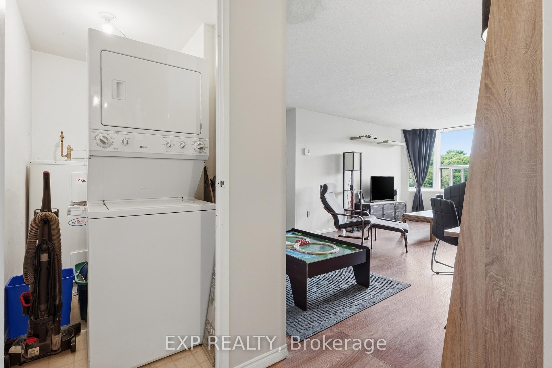 Photo 18 of Unit 1012, 55 Green Valley Drive, Kitchener, Pioneer Park — HOMEH