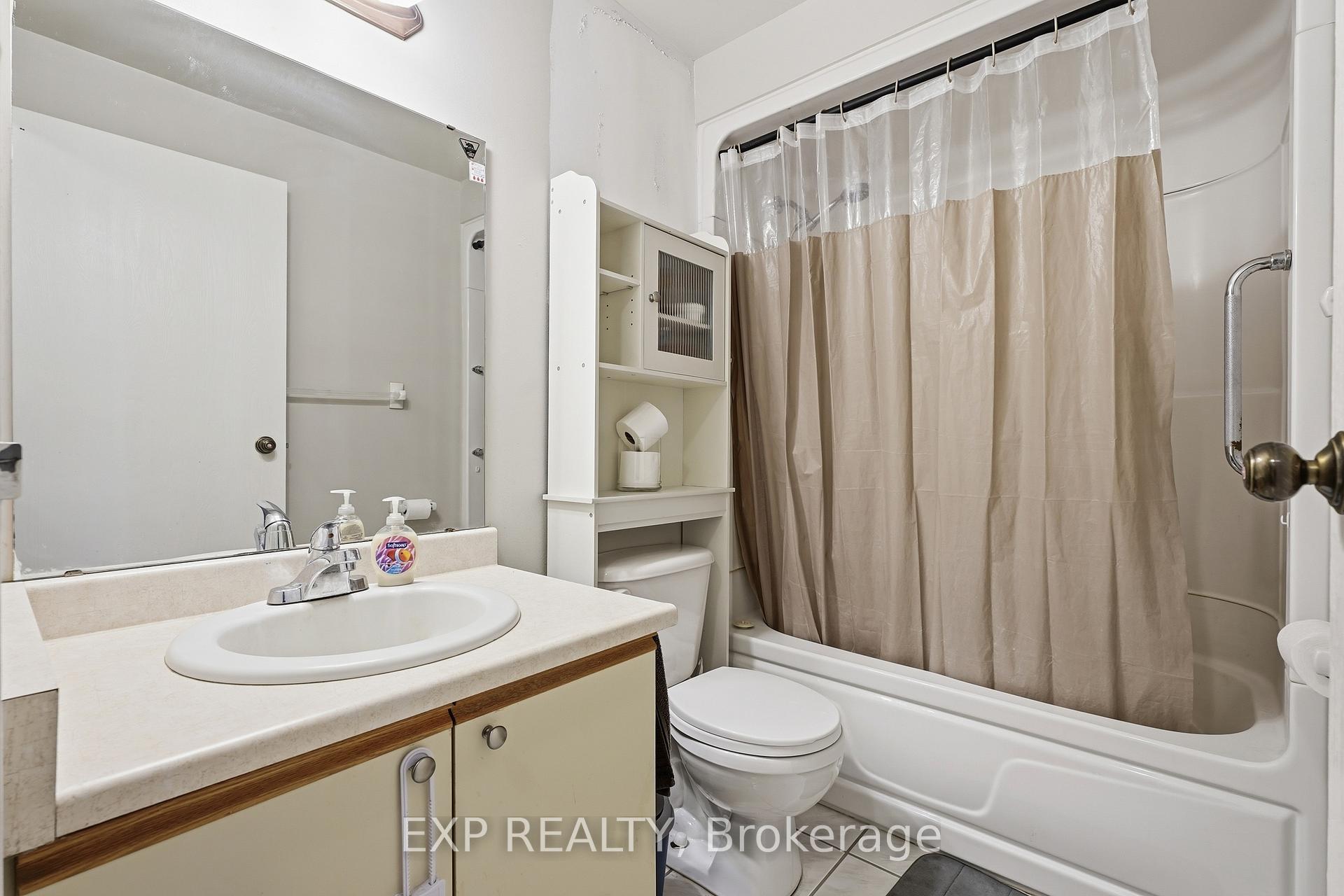 Photo 25 of Unit 1012, 55 Green Valley Drive, Kitchener, Pioneer Park — HOMEH