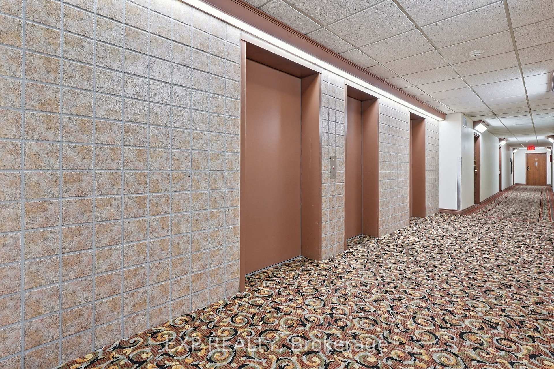 Photo 30 of Unit 1012, 55 Green Valley Drive, Kitchener, Pioneer Park — HOMEH