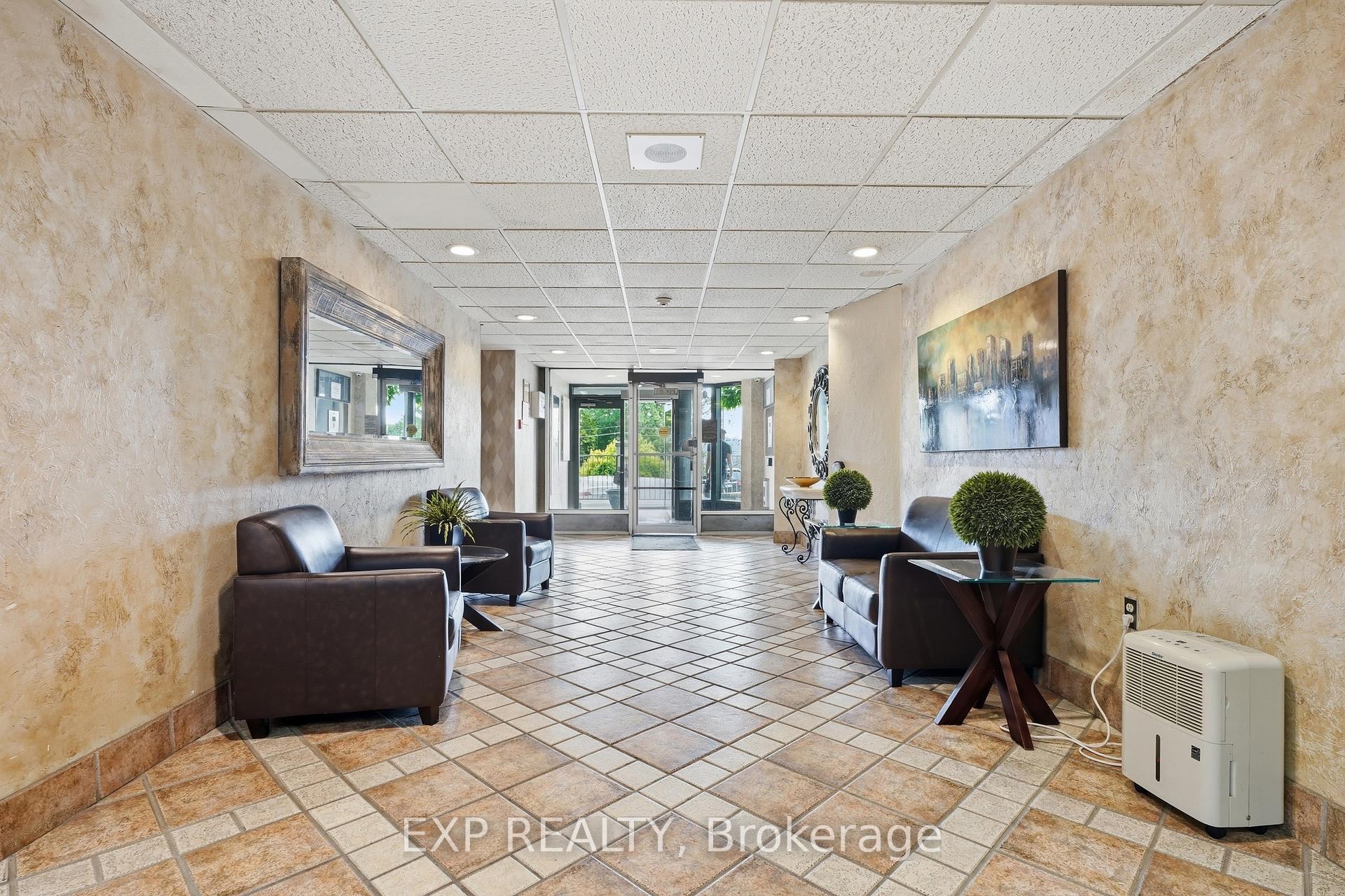 Photo 32 of Unit 1012, 55 Green Valley Drive, Kitchener, Pioneer Park — HOMEH
