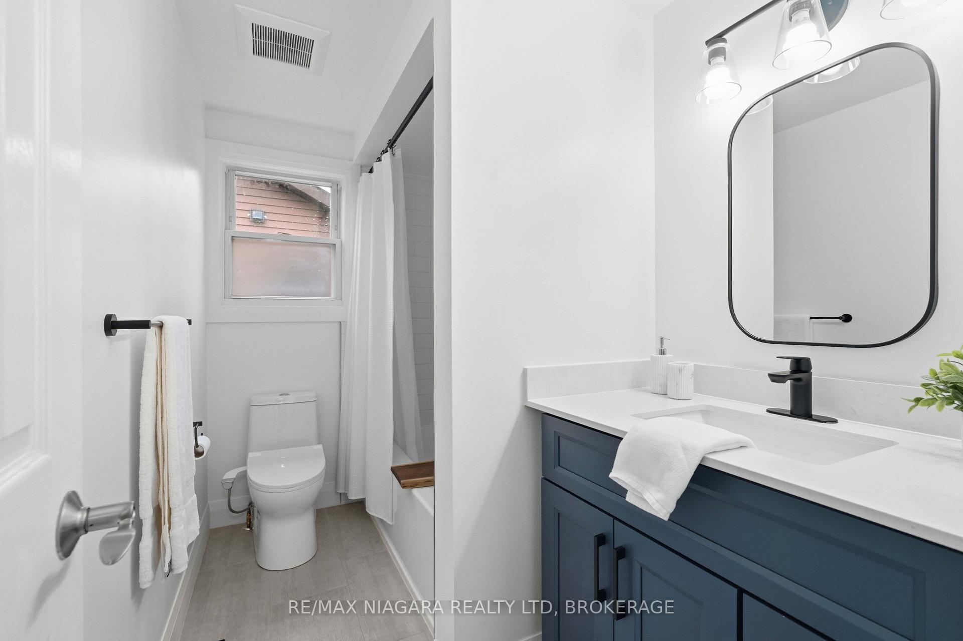 Photo 20 of 1 Belair Drive, St. Catharines, Port Dalhousie — HOMEH
