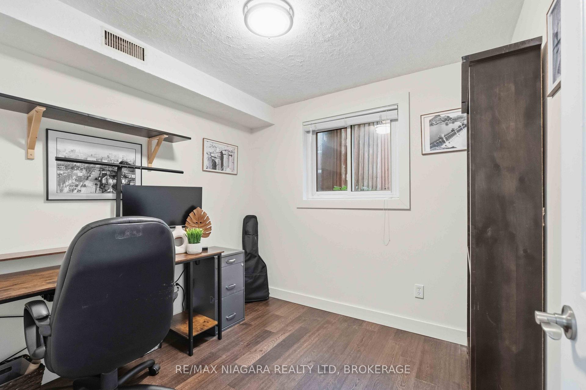Photo 30 of 1 Belair Drive, St. Catharines, Port Dalhousie — HOMEH