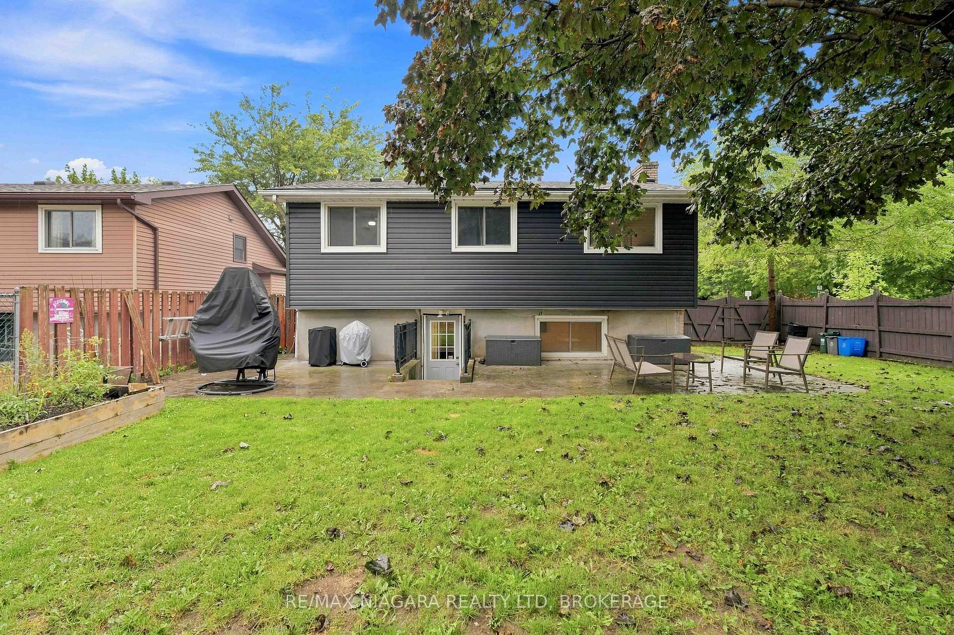 Photo 43 of 1 Belair Drive, St. Catharines, Port Dalhousie — HOMEH