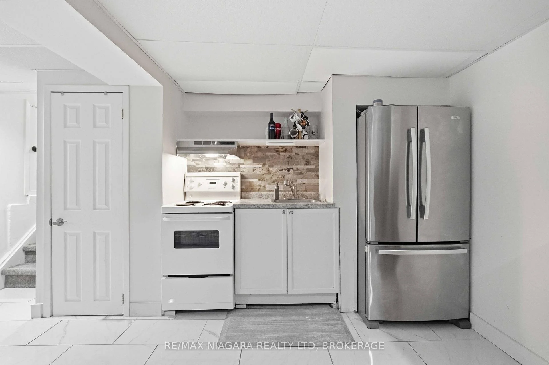 Photo 38 of 1 Belair Drive, St. Catharines, Port Dalhousie — HOMEH