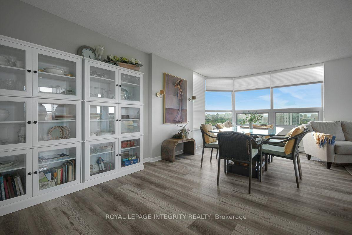 Photo 10 of Unit 1601, 1500 Riverside Drive, Ottawa, Riverview Park — HOMEH