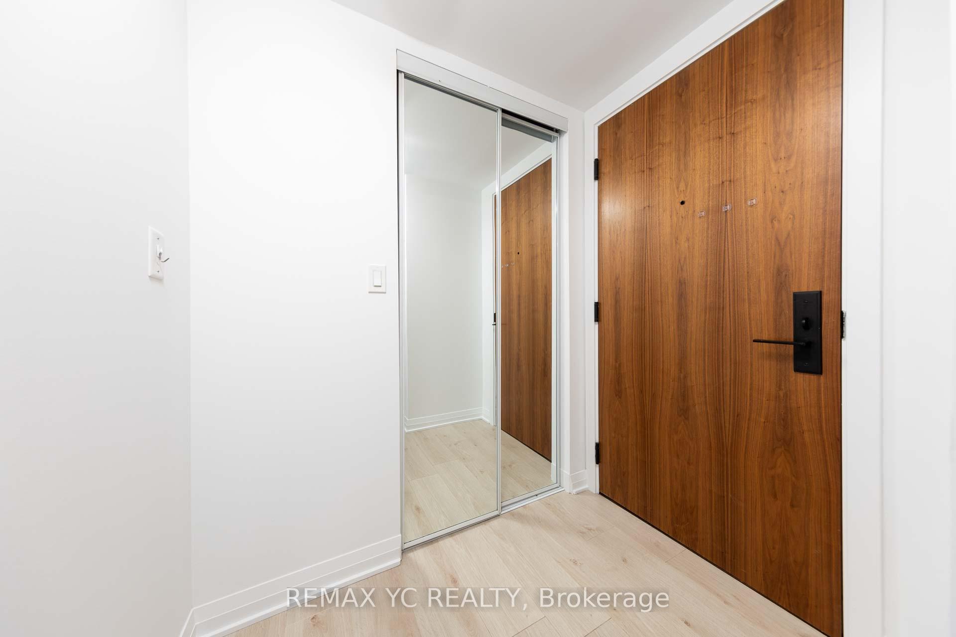 Photo 3 of Unit 1908, 99 Foxbar Road, Toronto, Yonge-St. Clair — HOMEH