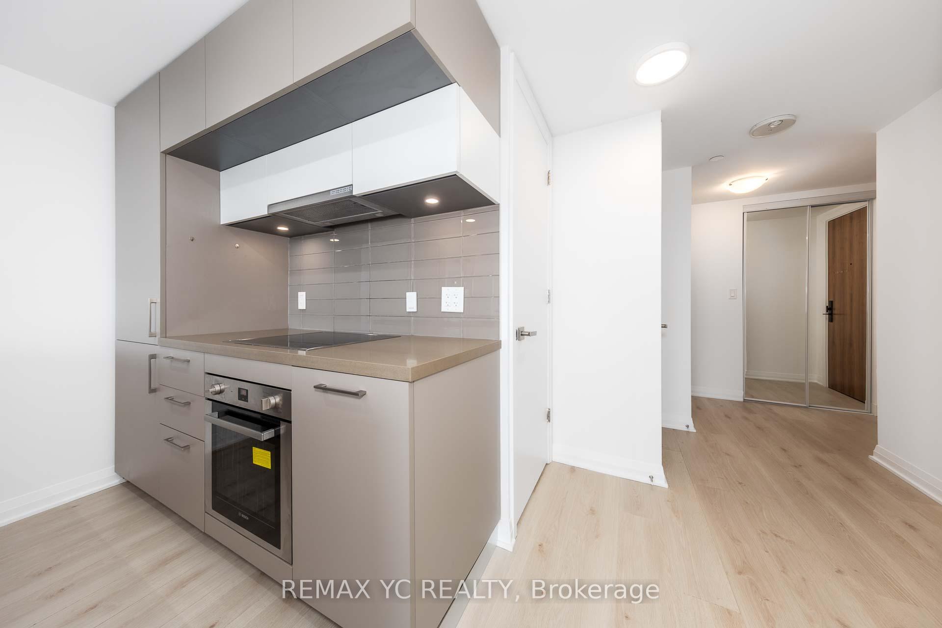 Photo 4 of Unit 1908, 99 Foxbar Road, Toronto, Yonge-St. Clair — HOMEH