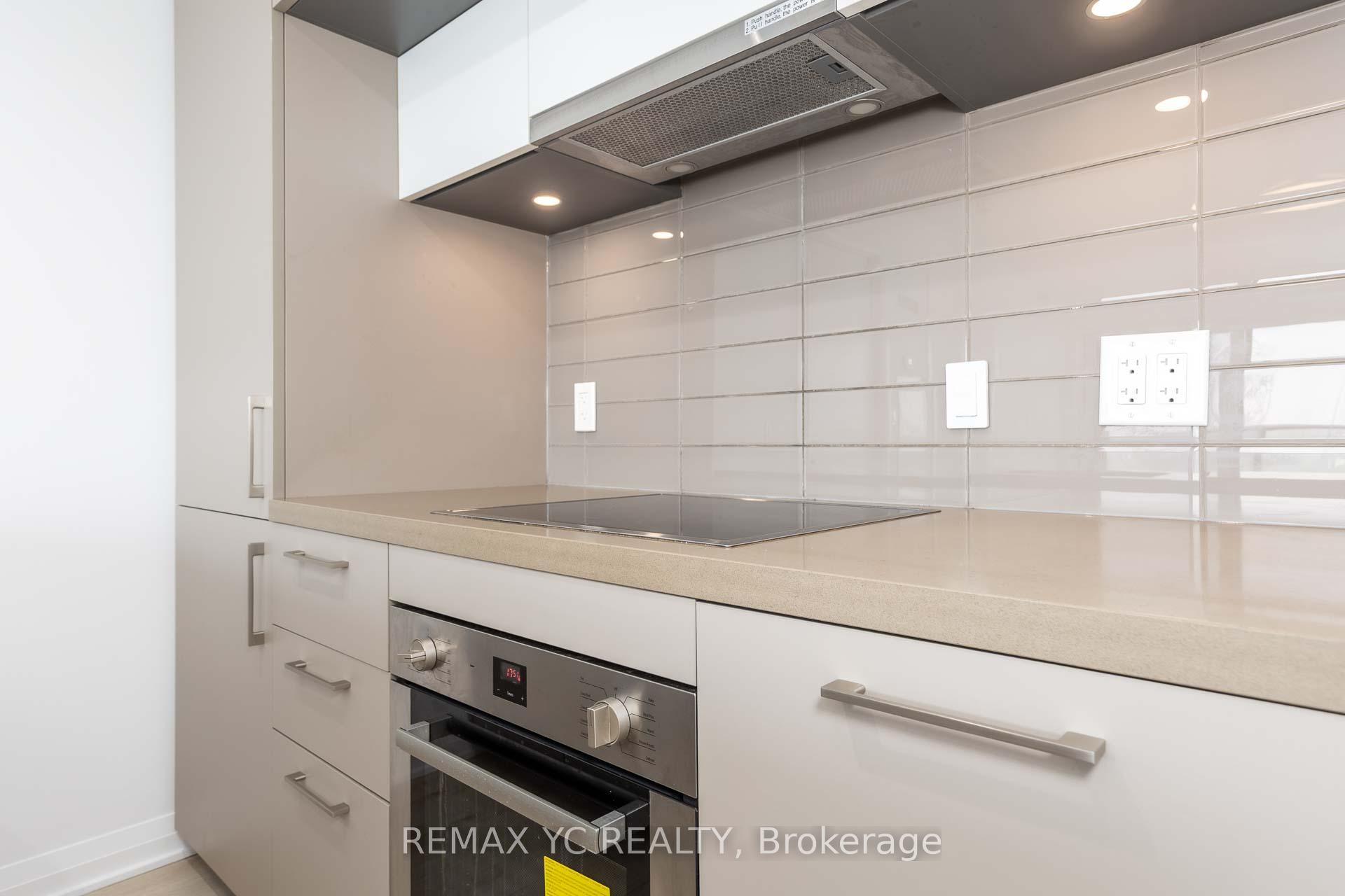 Photo 7 of Unit 1908, 99 Foxbar Road, Toronto, Yonge-St. Clair — HOMEH