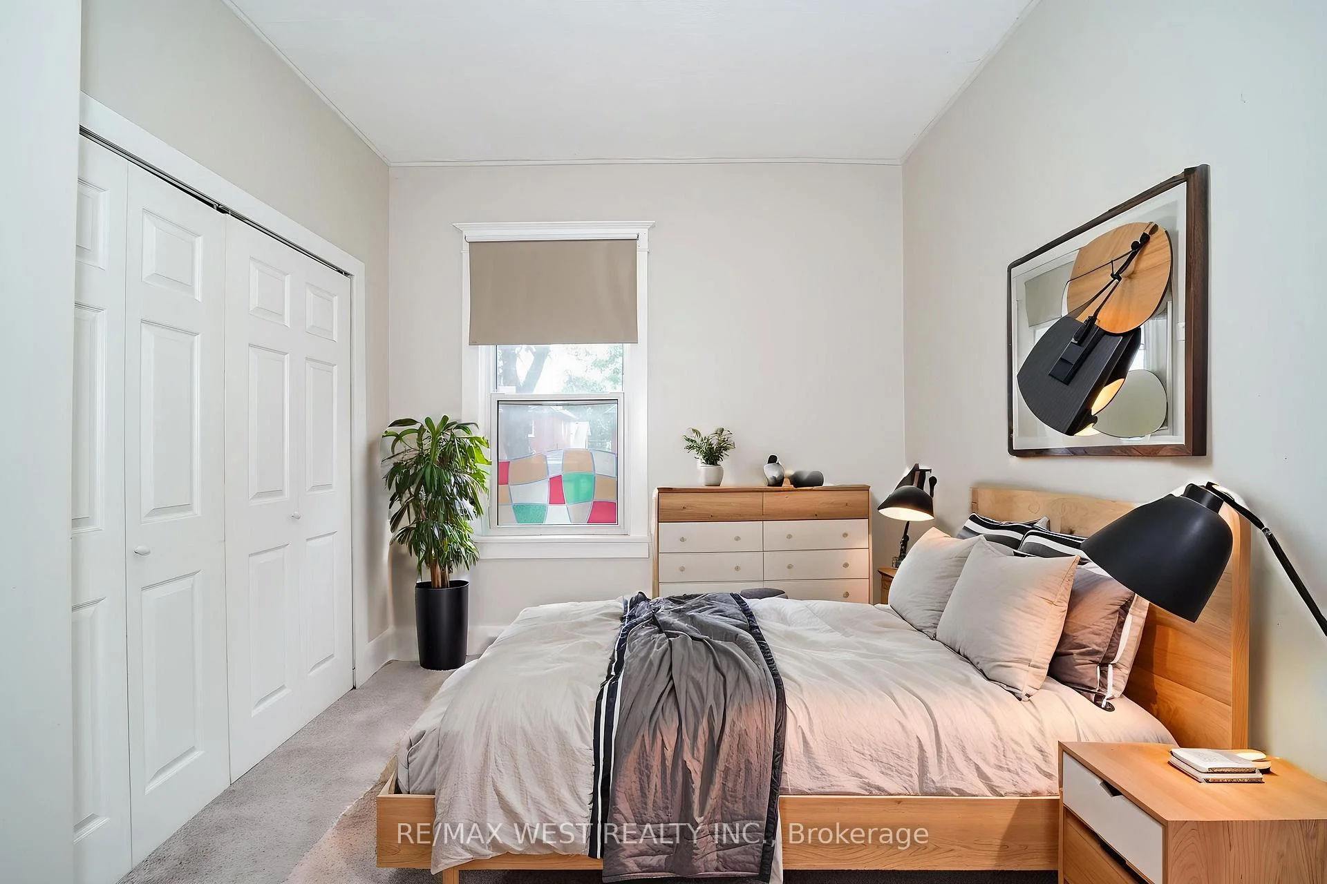 Photo 7 of 133 Clarke Street, Oshawa, Central — HOMEH