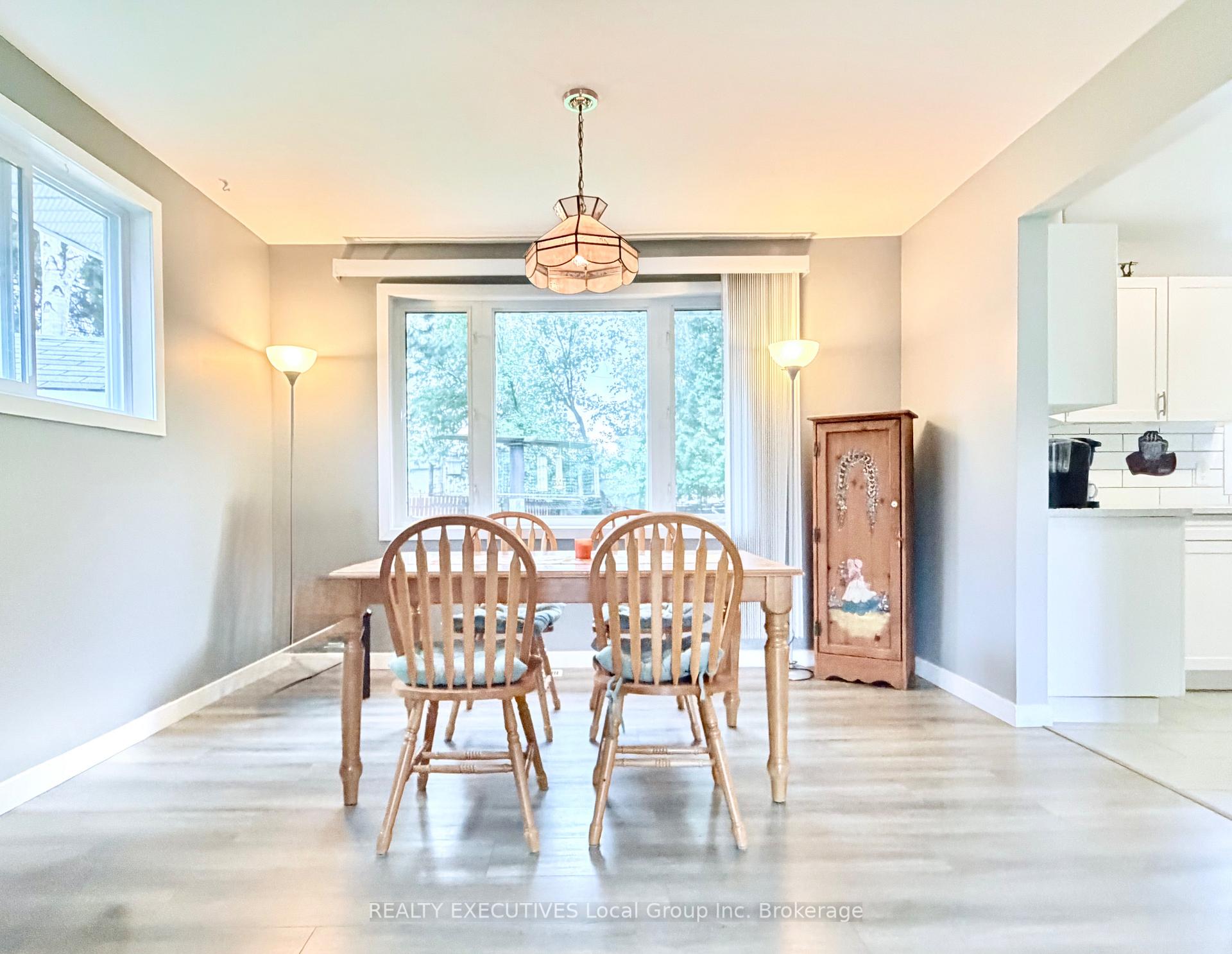Photo 12 of 5 Ralph Place, North Bay, Ferris — HOMEH