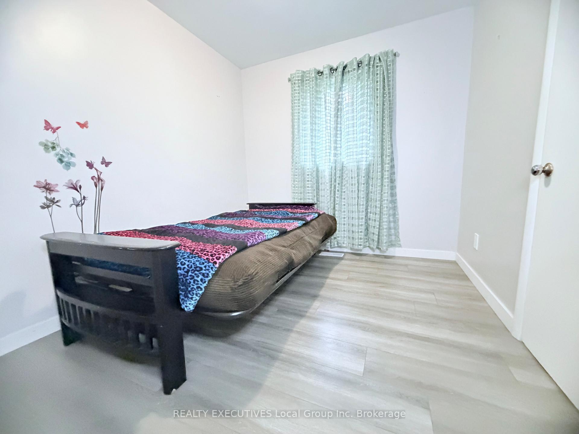 Photo 15 of 5 Ralph Place, North Bay, Ferris — HOMEH
