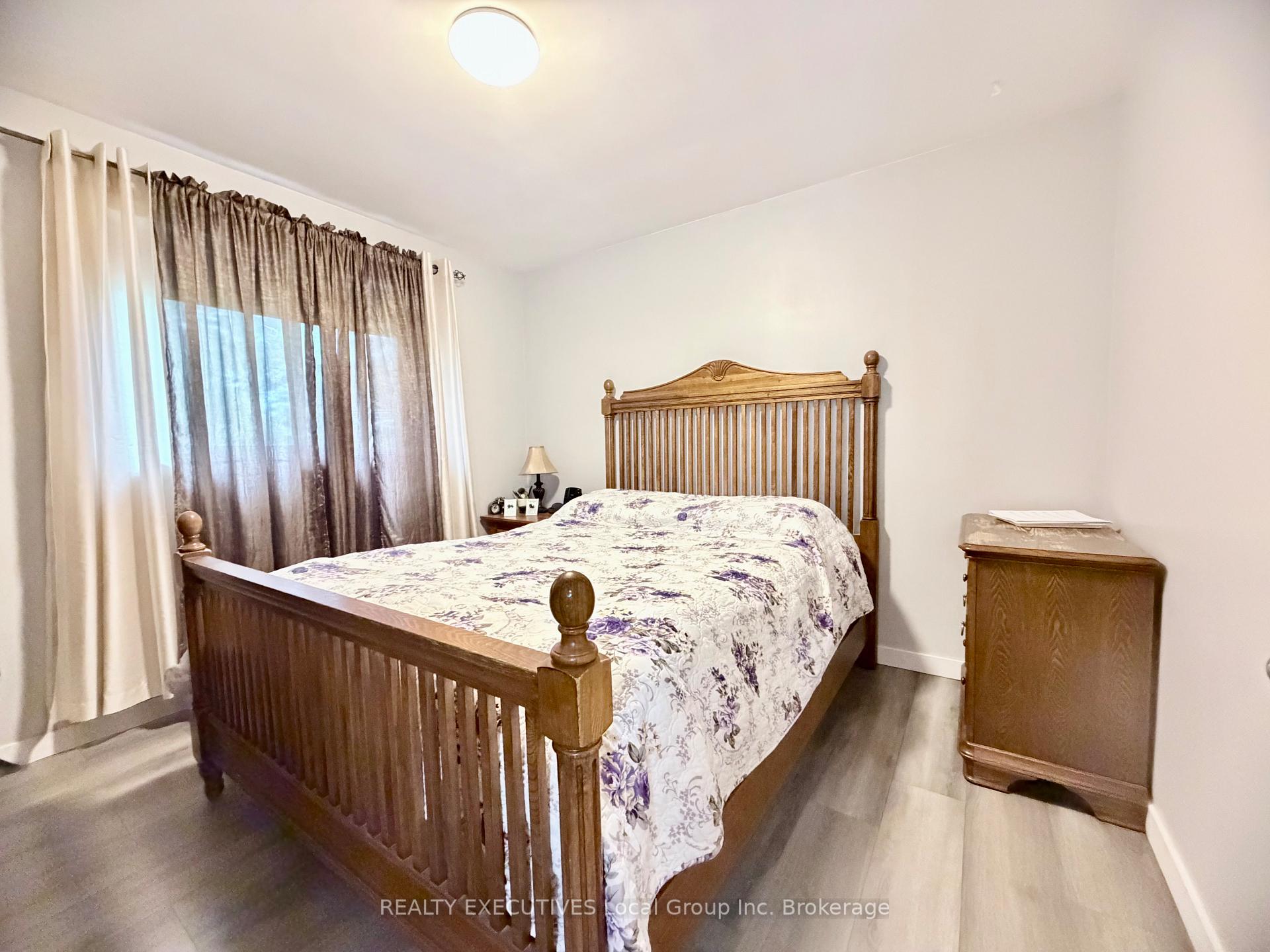 Photo 18 of 5 Ralph Place, North Bay, Ferris — HOMEH