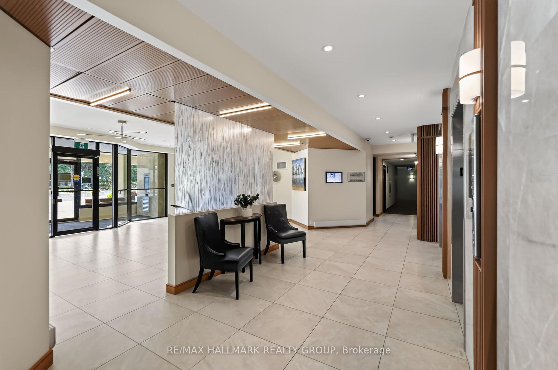 Photo 4 of Unit 2402, 1500 Riverside Drive, Ottawa, Riverview Park — HOMEH
