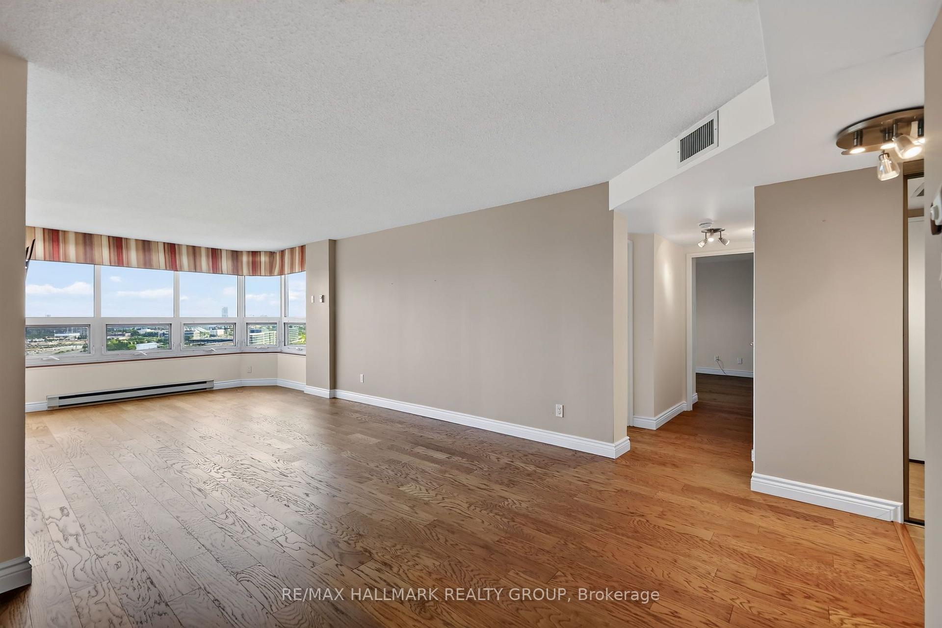 Photo 10 of Unit 2402, 1500 Riverside Drive, Ottawa, Riverview Park — HOMEH
