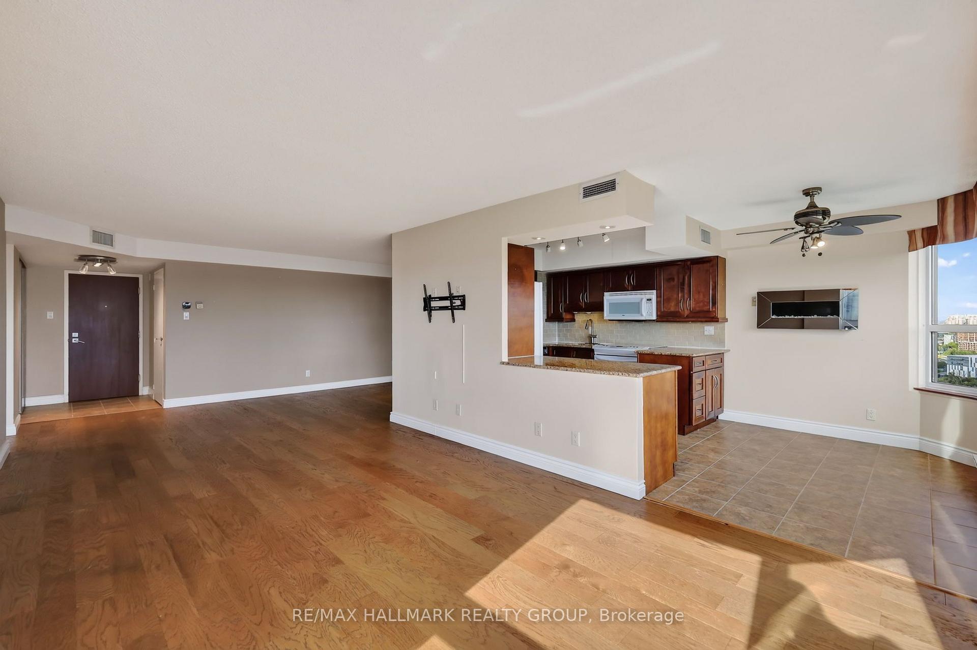 Photo 14 of Unit 2402, 1500 Riverside Drive, Ottawa, Riverview Park — HOMEH